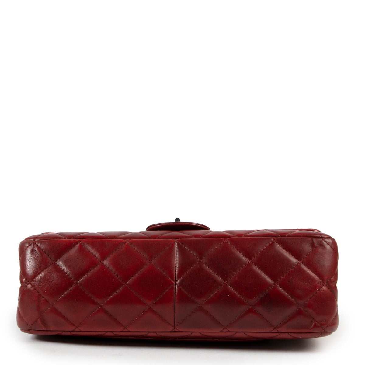shop authentic second hand luxury designer fashion Chanel Deep Red 2.55 Reissue 227 Quilted Lambskin Bag at Labellov