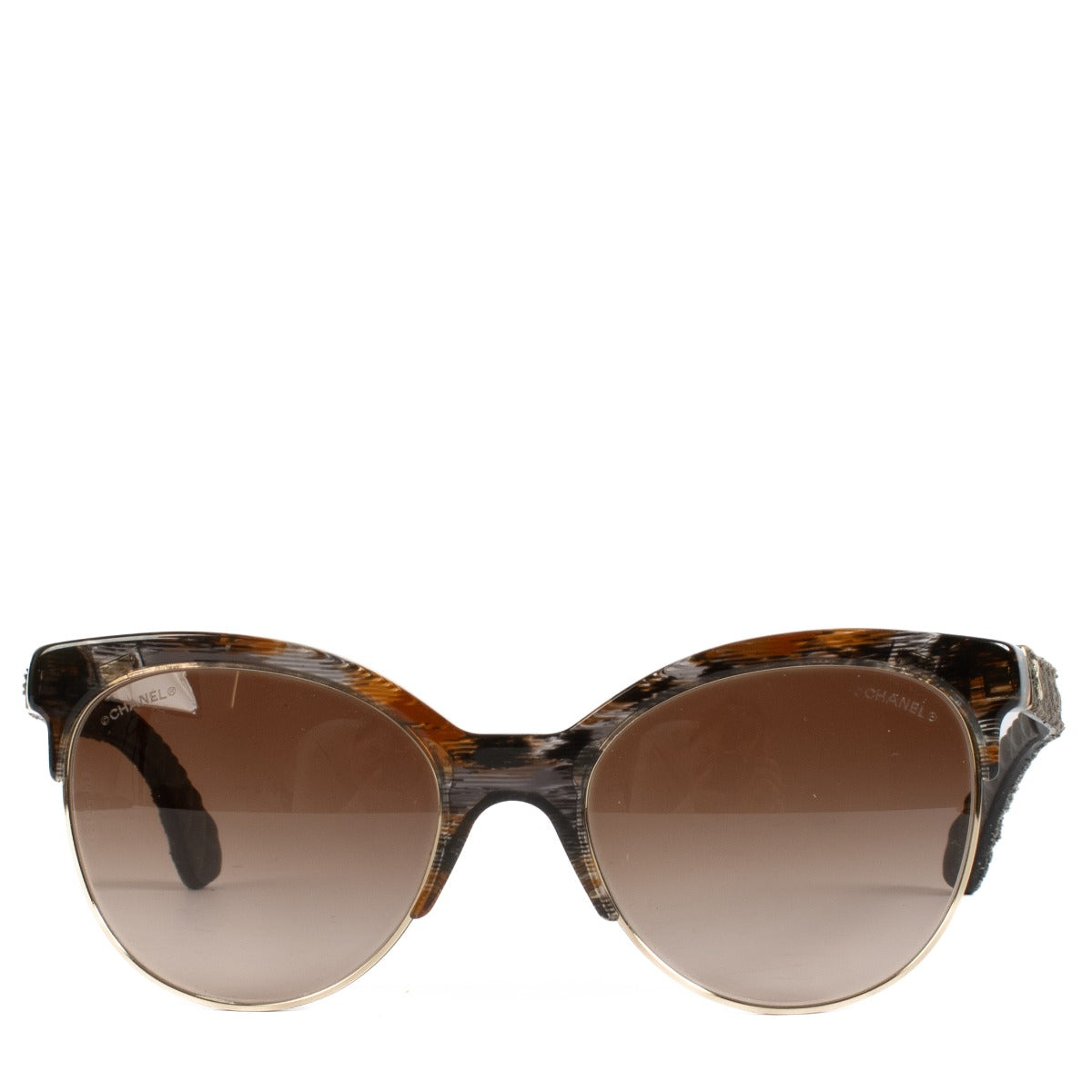 Shop safe online at Labellov in Antwerp, Brussels and Knokke this 100% authentic second hand Chanel Black 5342 Sunglasses