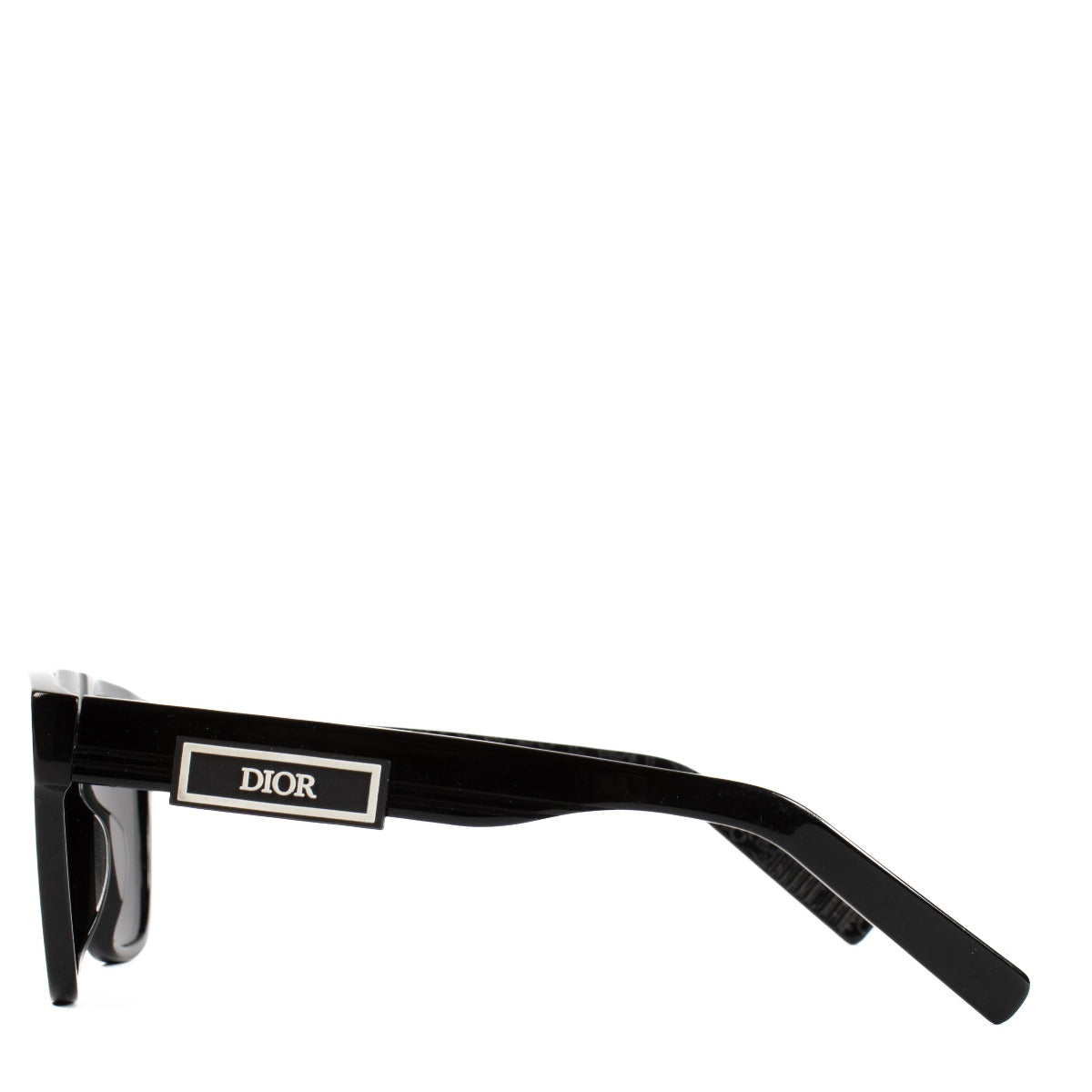 Shop safe online at Labellov in Antwerp, Brussels and Knokke this 100% authentic second hand Christian Dior Black B23 Sunglasses