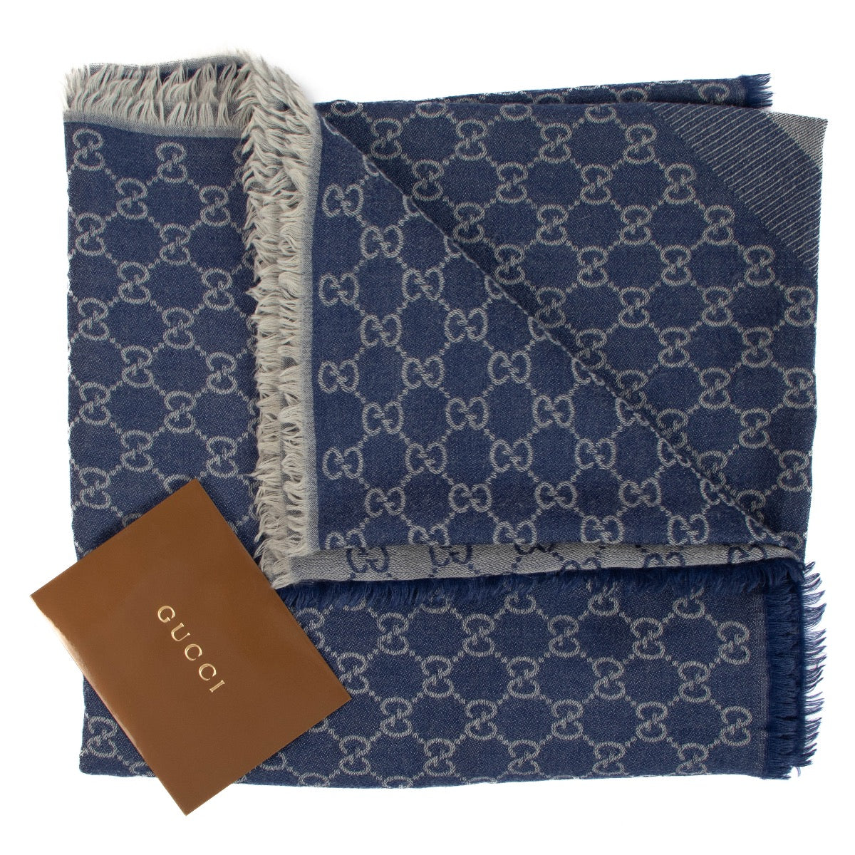 Shop safe online at Labellov in Antwerp, Brussels and Knokke this 100% authentic second hand Gucci Blue Monogram Wool and Silk Scarf