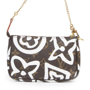 koop online tegen de beste prijs Louis Vuitton Limited Mini Pochette Accessoires