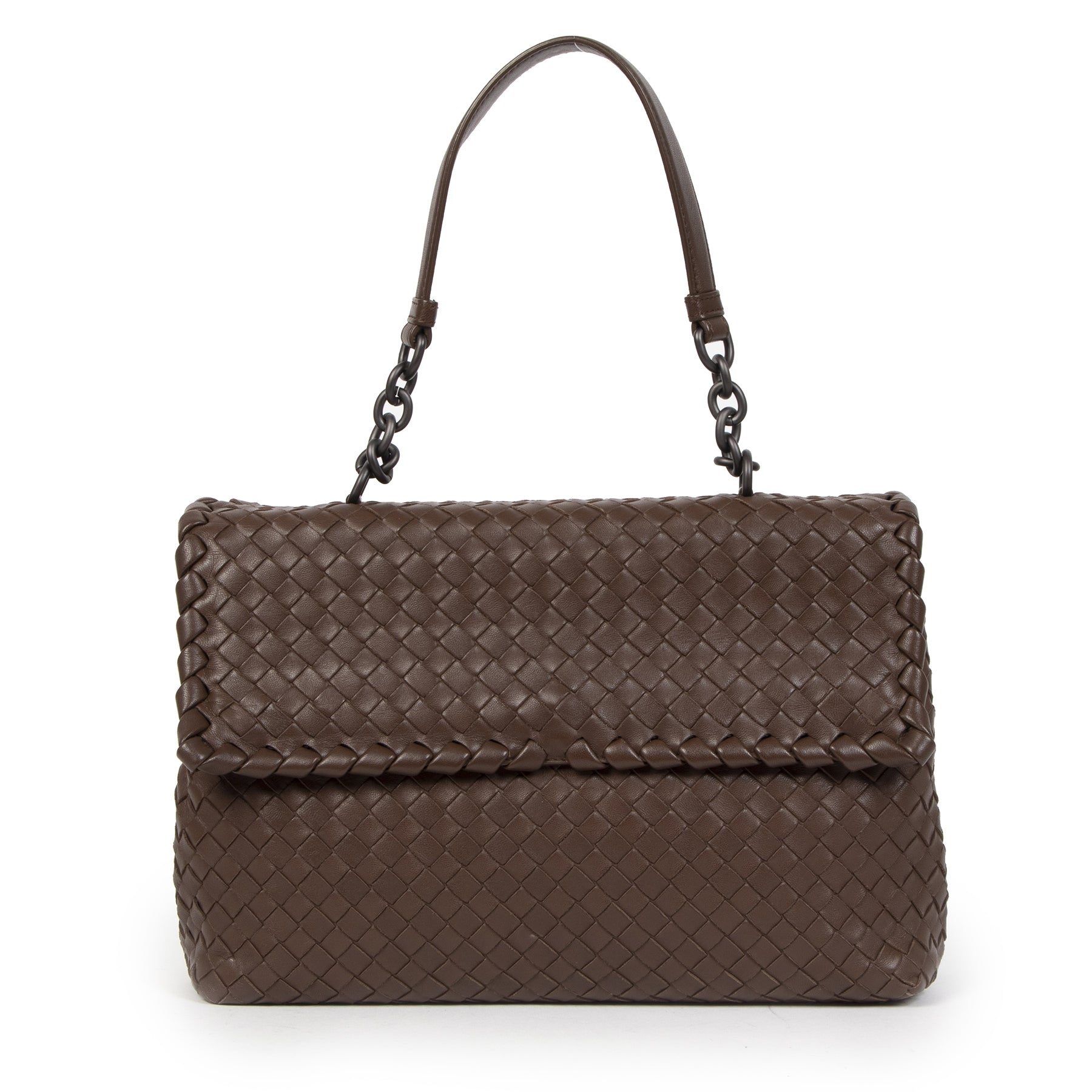 Koop luxe merk cadeaus aan de juiste prijs bij LabelLOV Antwerpen. Authentieke Bottega Veneta Olimpia te koop bij LabelLOV.