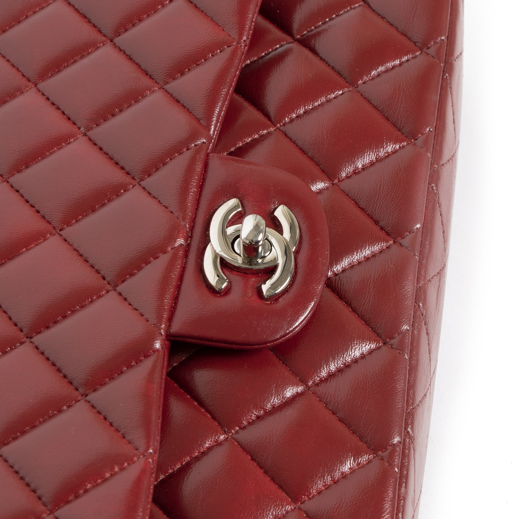 Sac Chanel Classic Flap taille moyenne - repeint