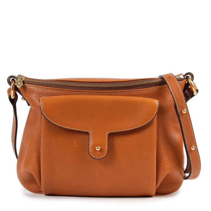 Shop safe online authentic second hand Delvaux Cognac Shoulder bag in very good condition at Labellov.Com.