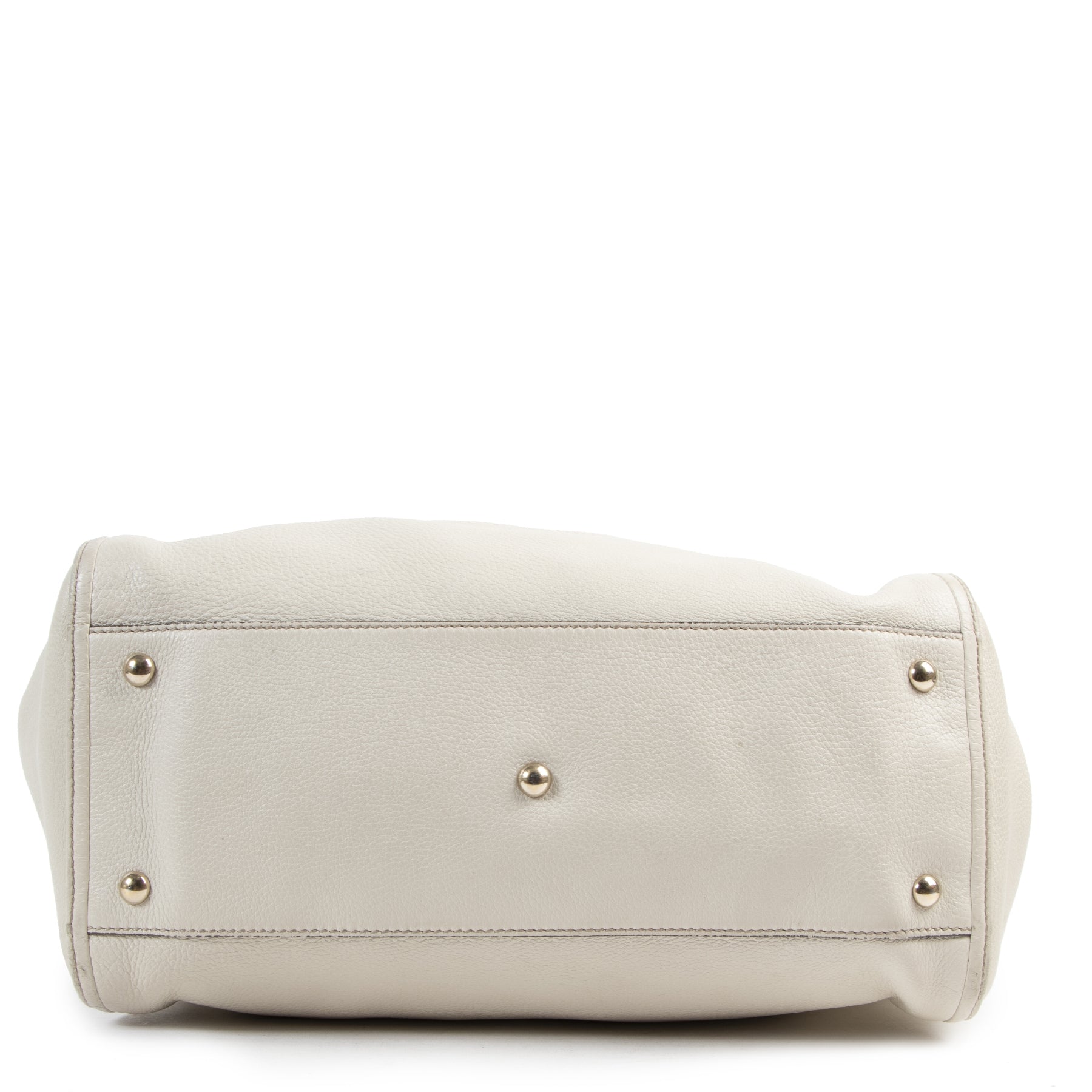 Gucci Soho Cream Shopper Bag for sale at Labellov secondhand luxury in Antwerp Belgium