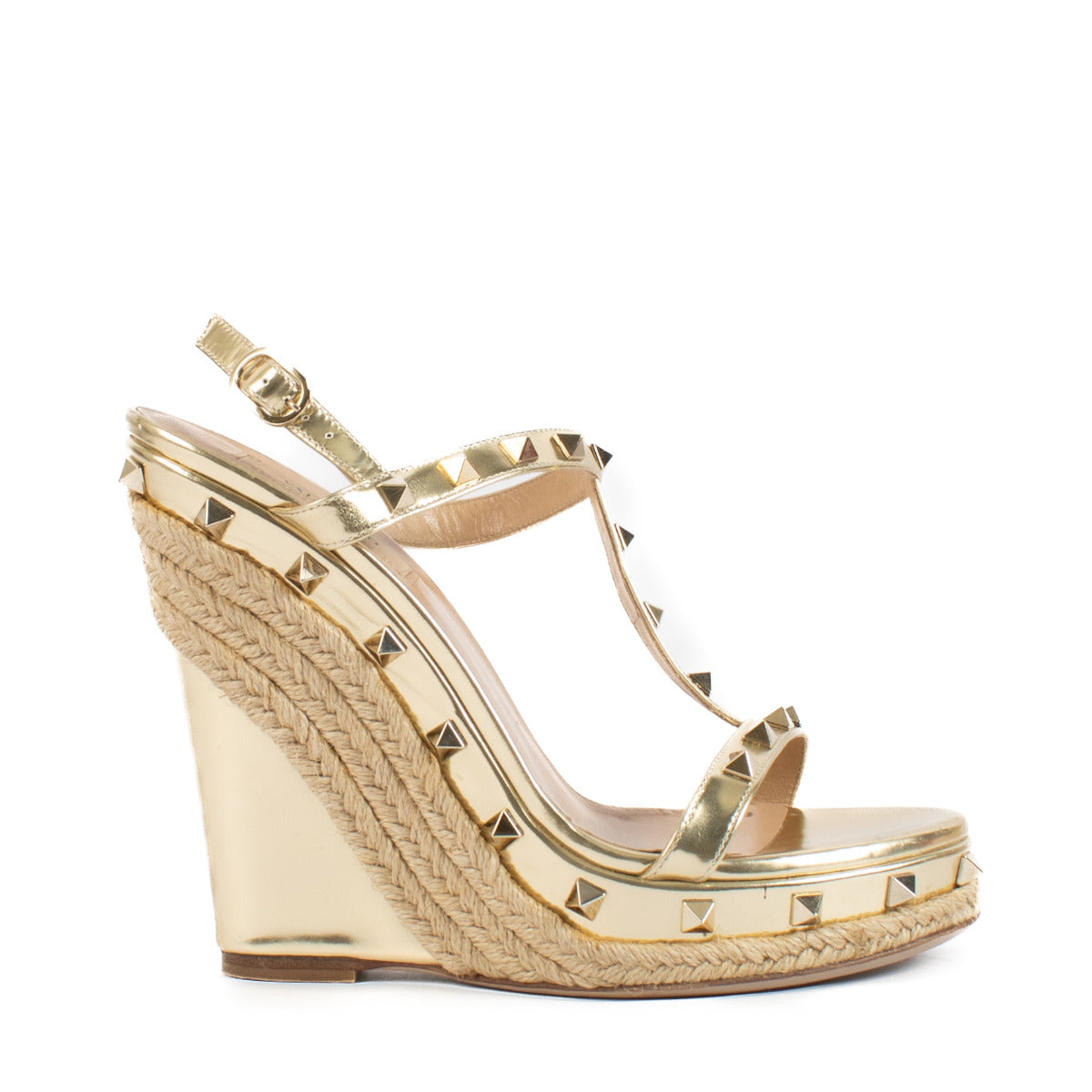 Sandales compensées Rockstud dorées Valentino Garavani - taille 39.5