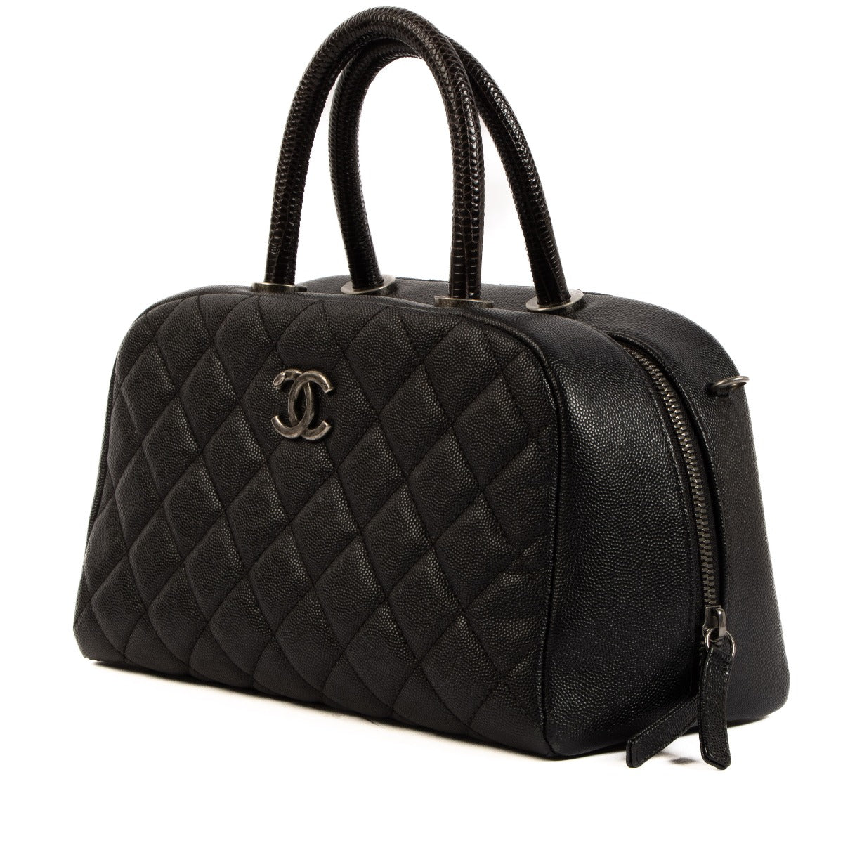 Chanel Bowlingtas van zwart hagedissenleer met handvat