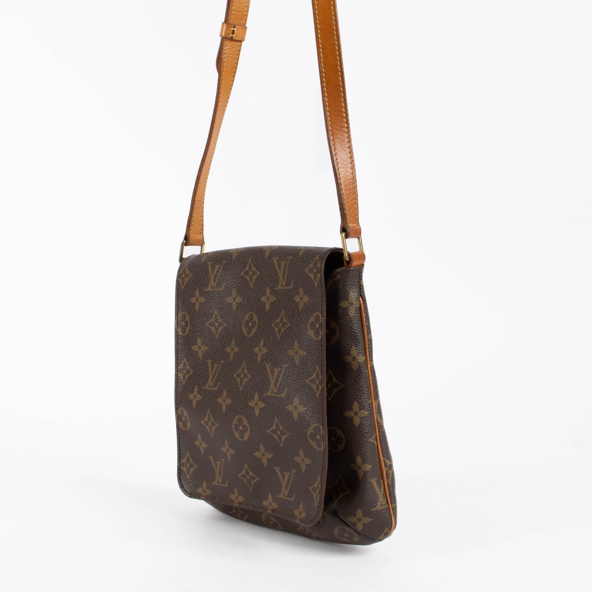 Shop the authentic Louis Vuitton Monogram Musette Salsa PM Bag second hand on Labellov.com