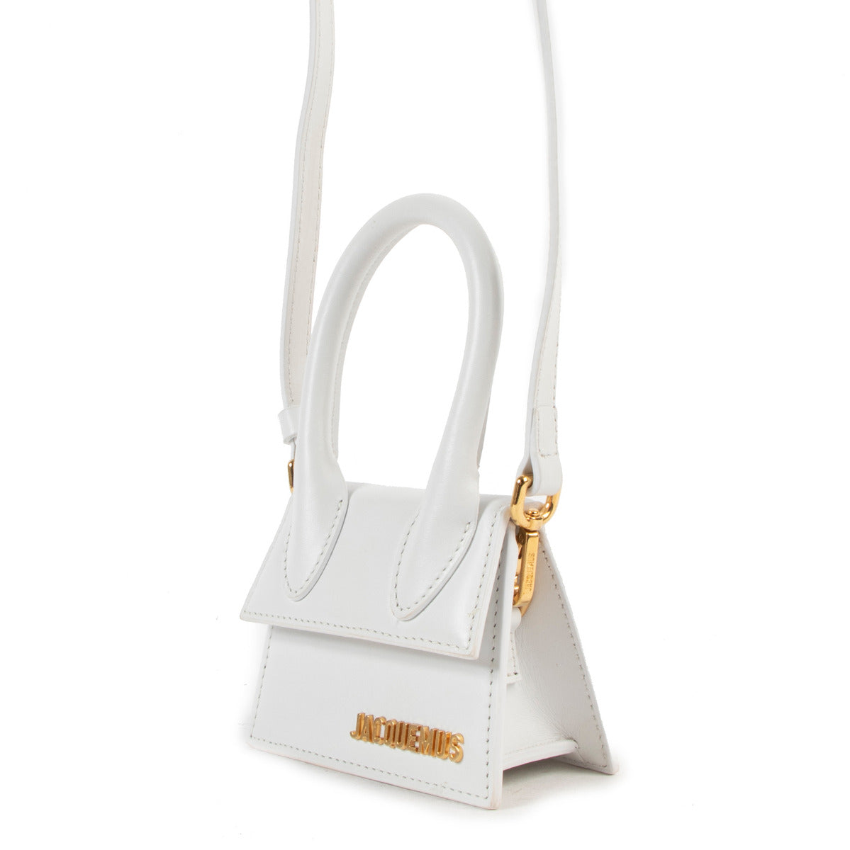 Jacquemus White Le Chiquito Mini Crossbody Bag aan de beste prijs bij Labellov tweedehands luxe in Antwerpen.