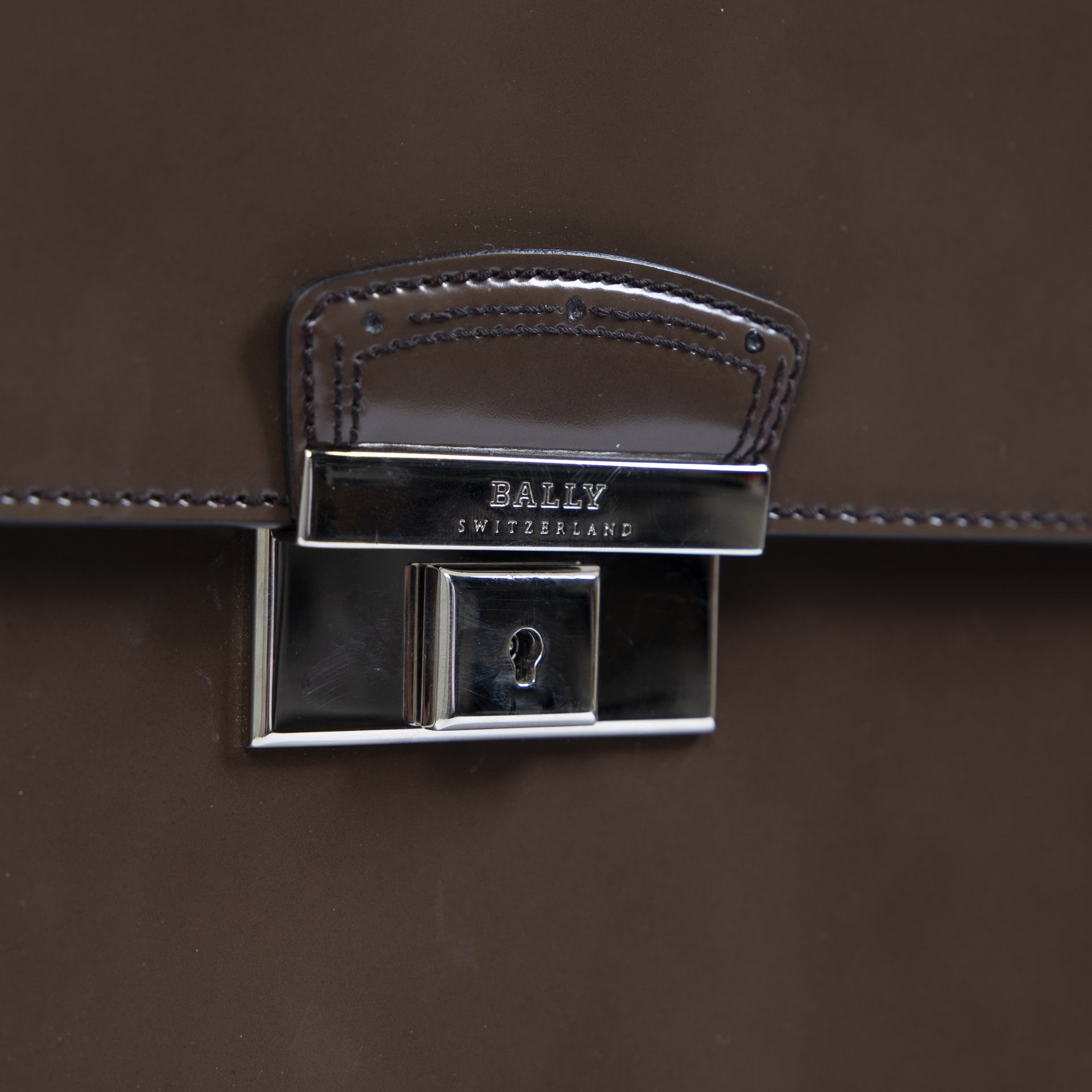 Authentieke Tweedehands Bally Brown Patent Leather Briefcase juiste prijs veilig online shoppen luxe merken webshop winkelen Antwerpen België mode fashion