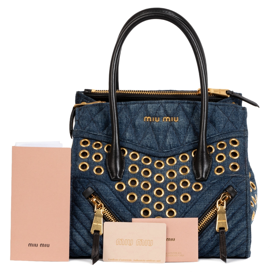 Miu Miu Blue Demin Biker Avio Bag kopen en verkopen aan de beste prijs bij Labellov tweedehands luxe in Antwerpen