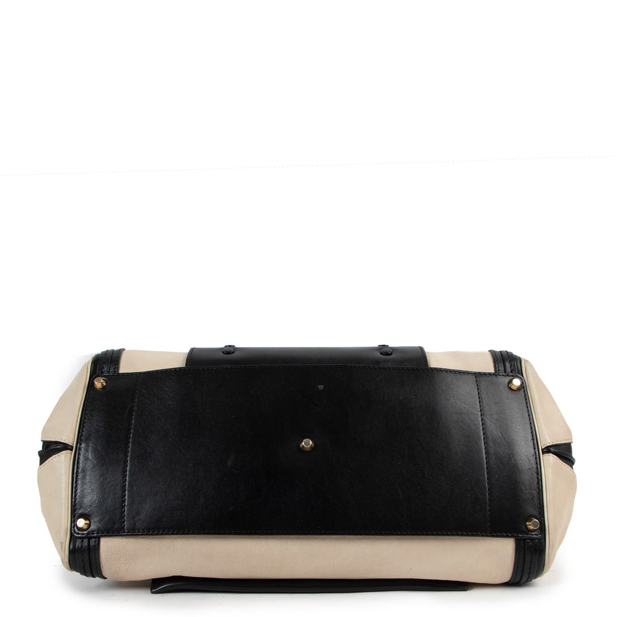 Shop now for your pre-loved, 100% authentic Chloé bags, at Labellov