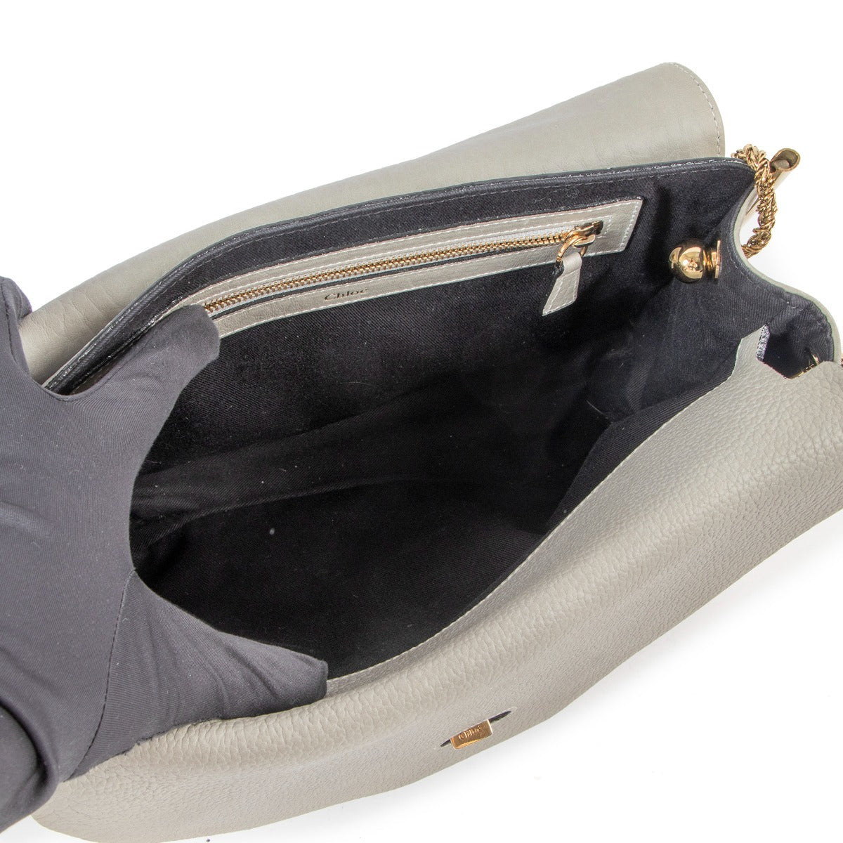 Shop now for your pre-loved, 100% authentic Chloé bags, at Labellov