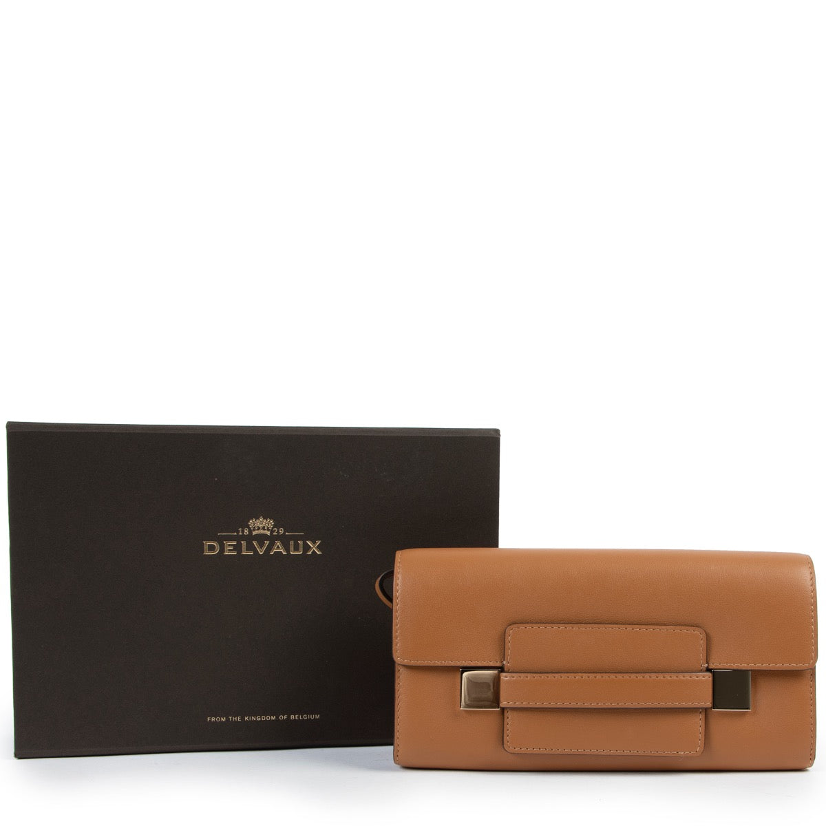 Shop safe onlineDelvaux Brown Madame Wallet, Delvaux wallet in very good condition, Brown preloved Delvaux wallet