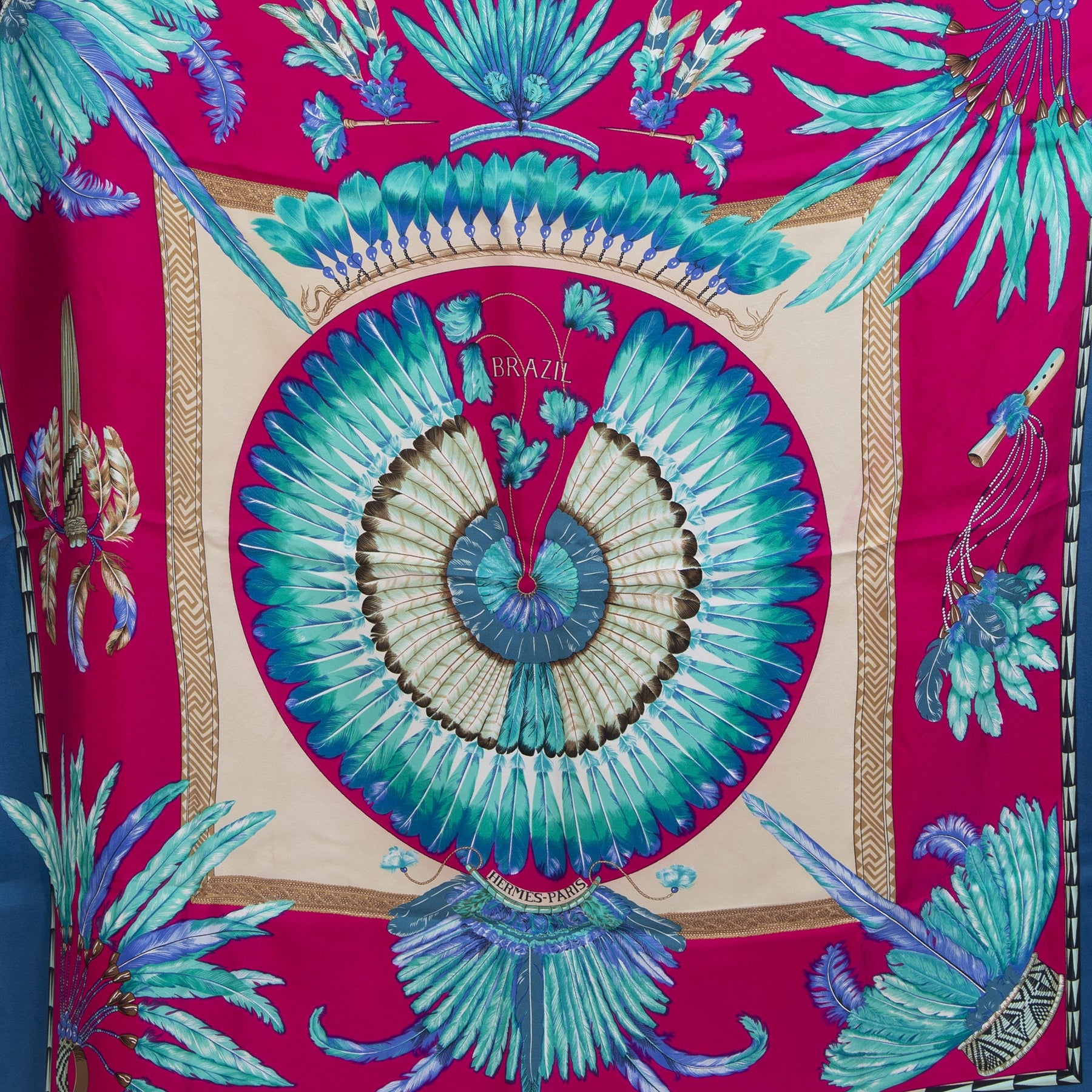 Authentieke Tweedehands Hermès Blue and Pink SIlk Carré Scarf 'Brazil' juiste prijs veilig online shoppen luxe merken webshop winkelen Antwerpen België mode fashion