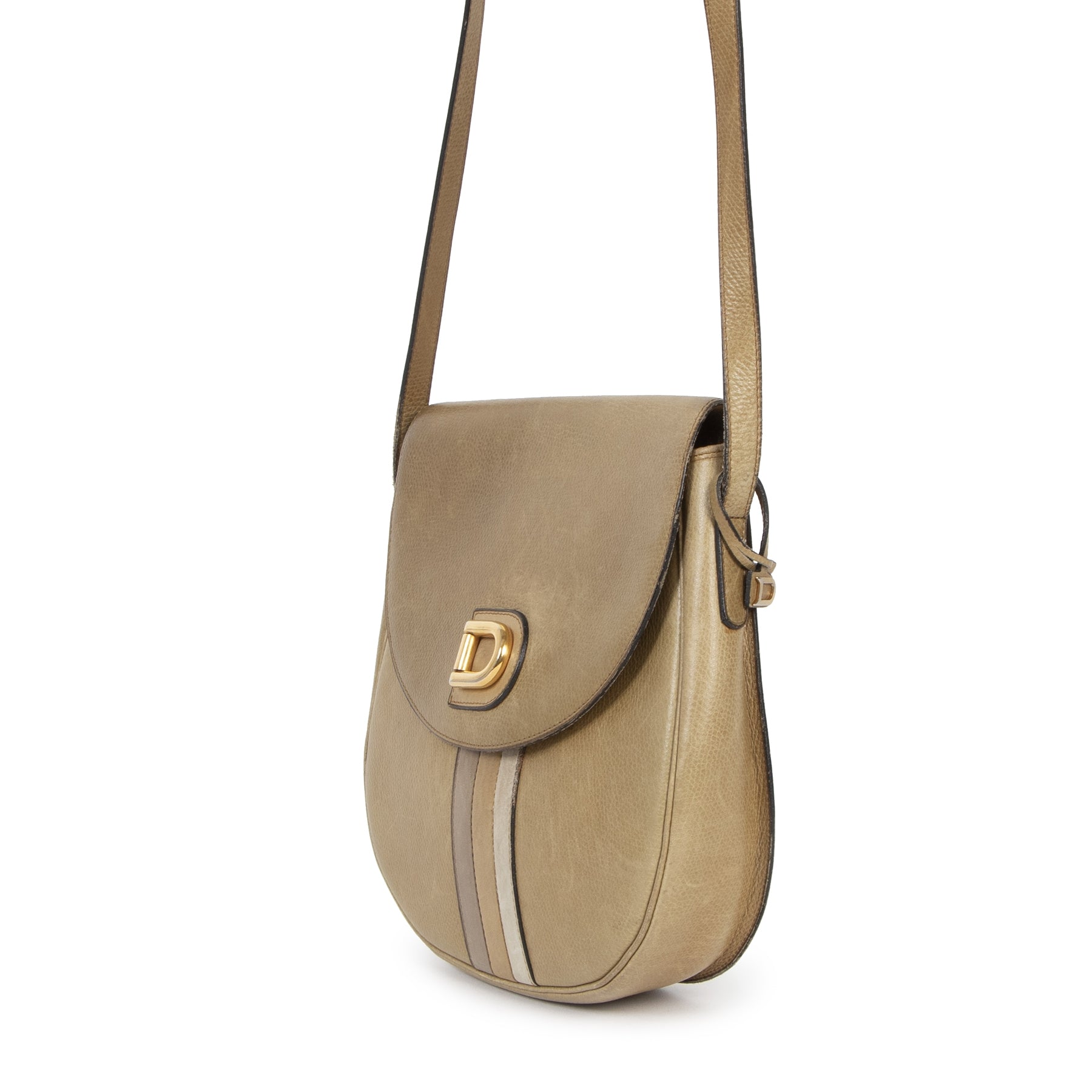 Buy authentic secondhand Delvaux crossbody bags at labelLOV Antwerp