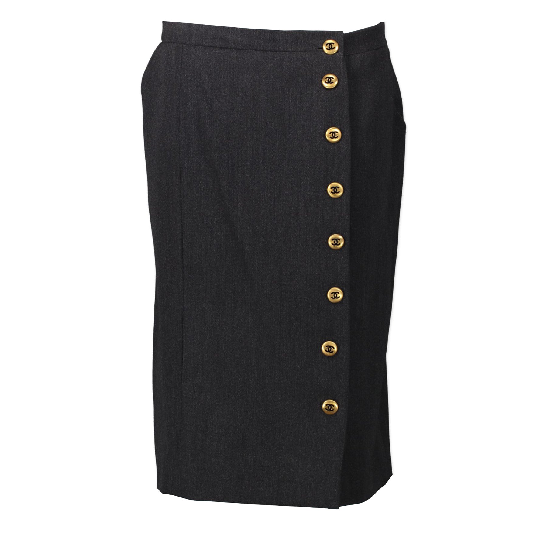 Chanel Grey Wool Buttons Skirt for the best price at Labellov secondhand luxury in Antwerp