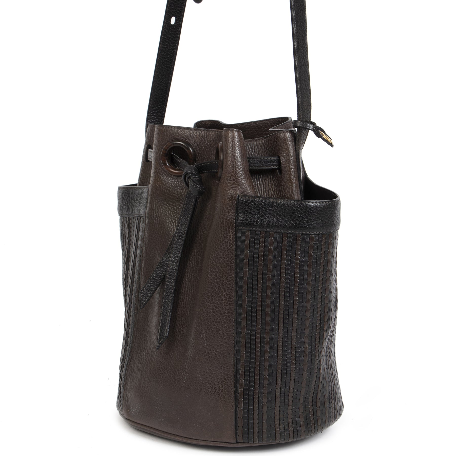 Authentieke Tweedehands Delvaux Dark Brown Woven Leather Bucket Bag juiste prijs veilig online shoppen luxe merken webshop winkelen Antwerpen België mode fashion