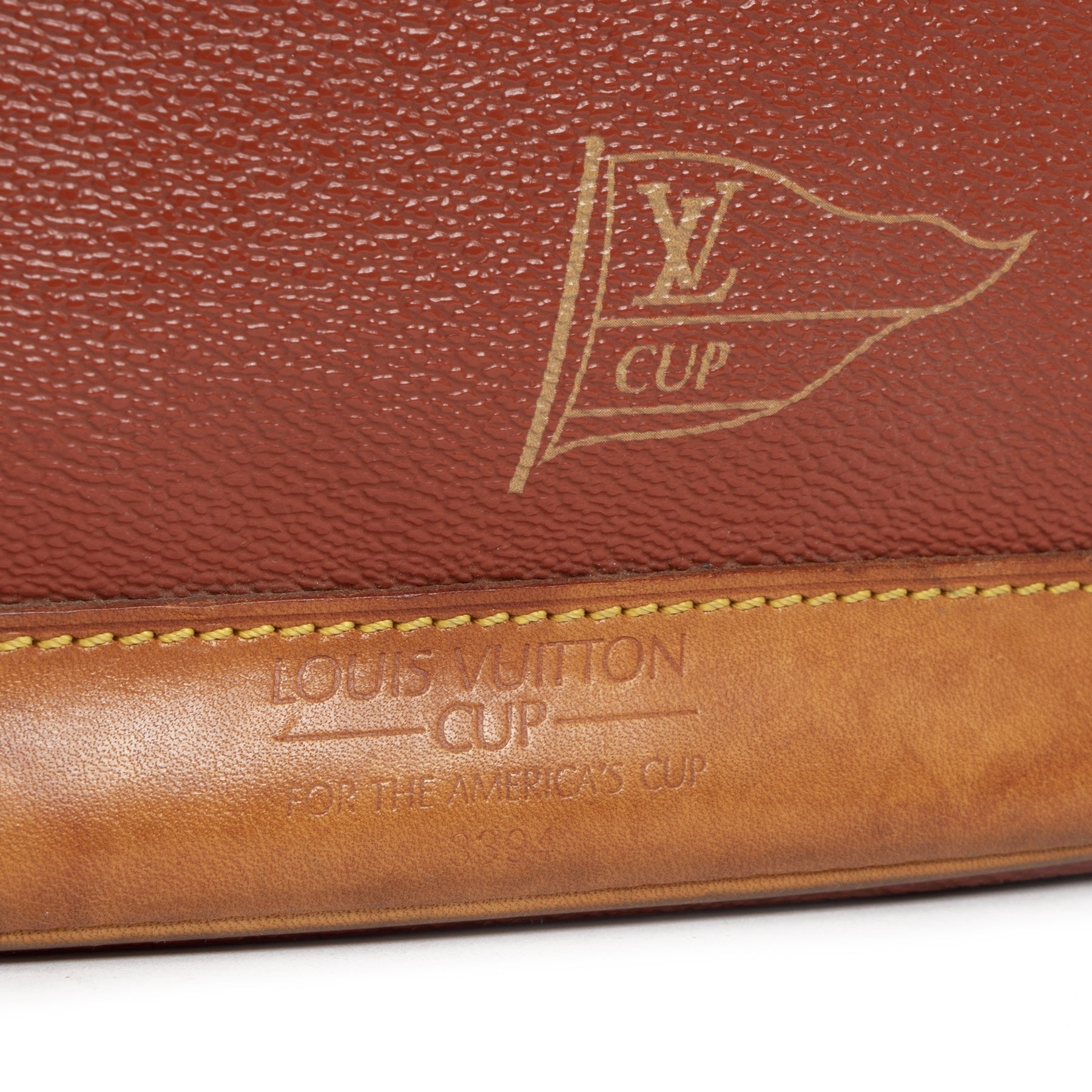 Unieke Tweedehands Louis Vuitton Limited Edition schoudertas juiste prijs veilig online winkelen LabelLOV webshop luxe merken winkelen Antwerpen België mode fashion
