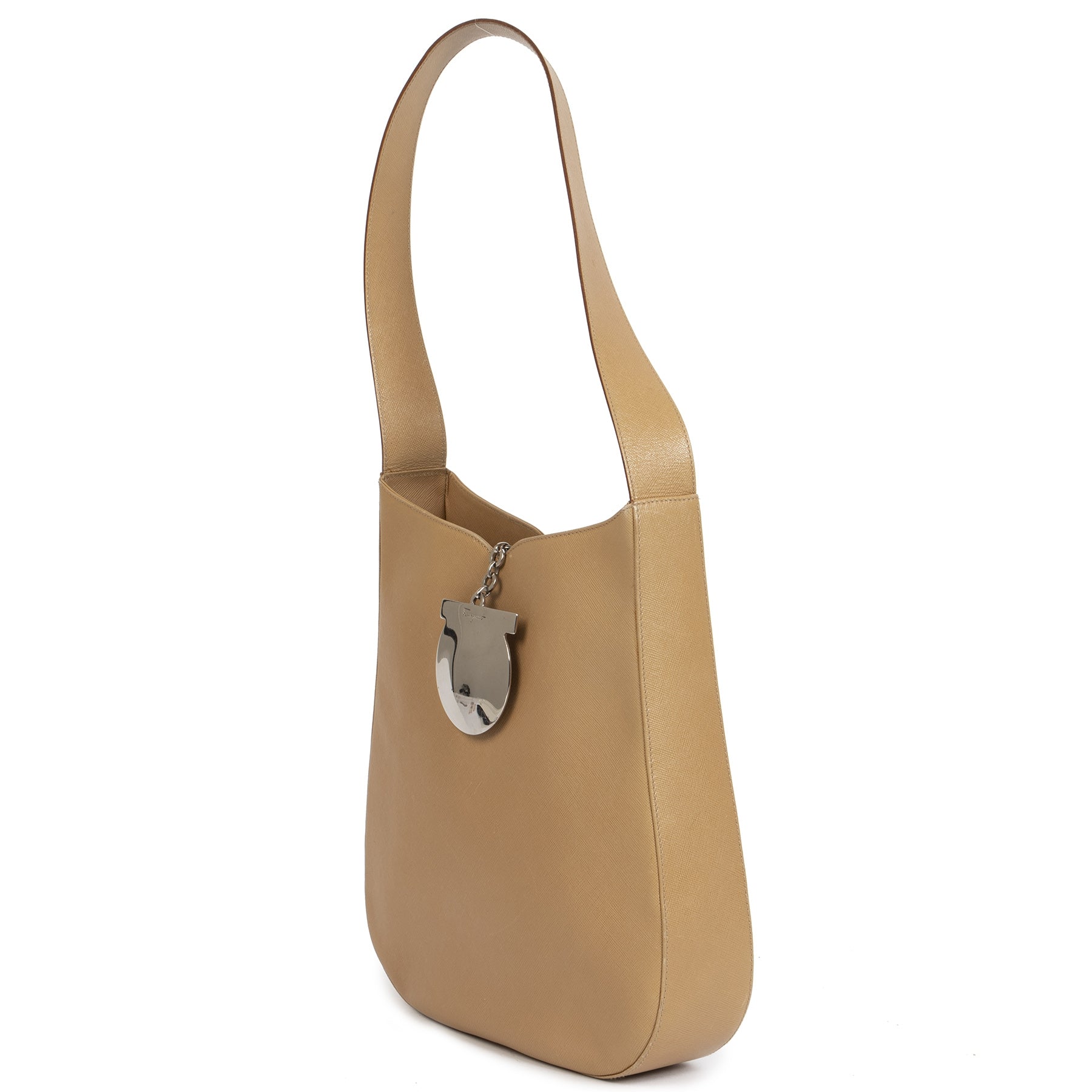 Authentieke tweedehands Salvatore Ferragamo schoudertas beige leder juiste prijs veilig online winkelen LabelLOV webshop luxe merken winkelen Antwerpen België