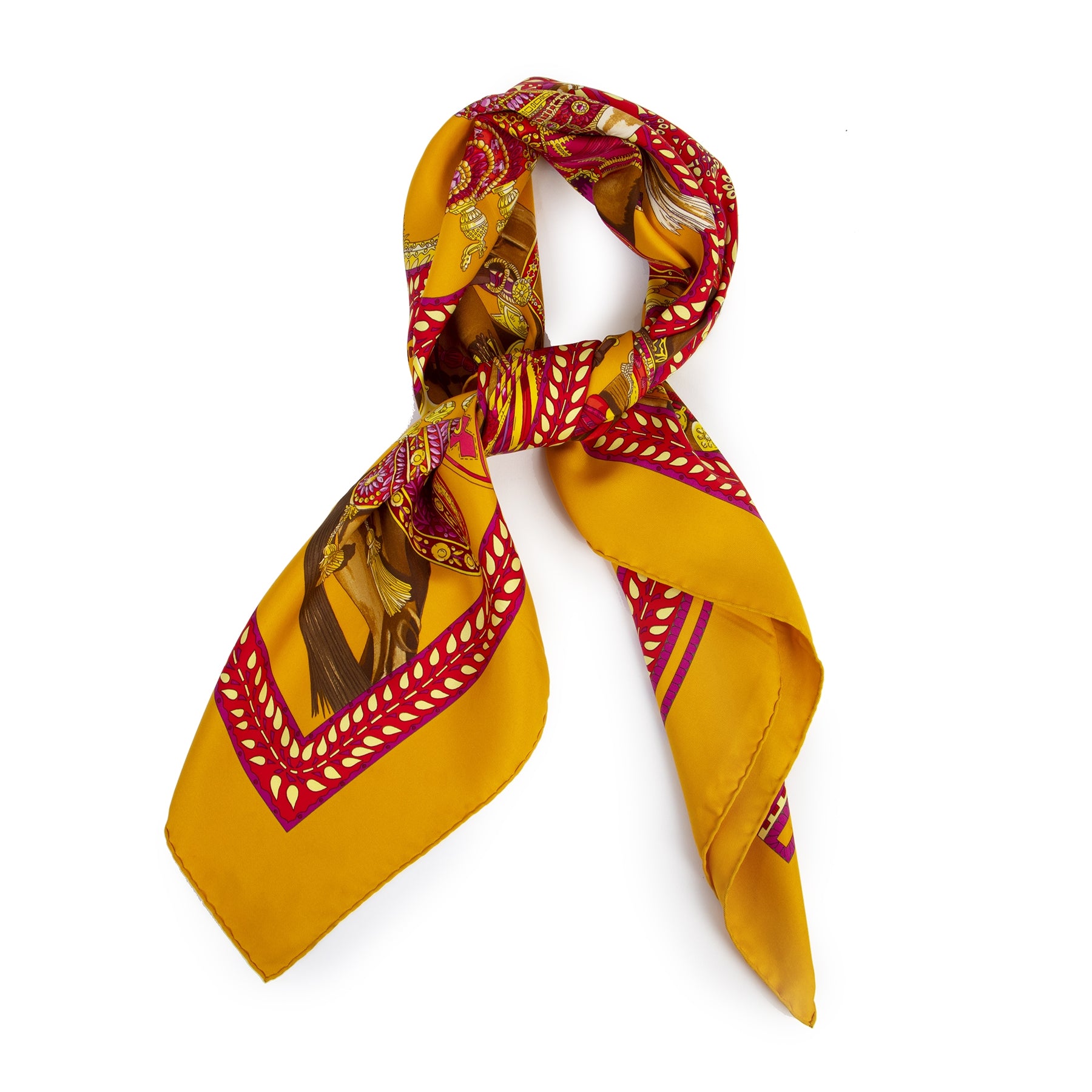 Buy authentic secondhand Hermès 'La Dance Du Cheval Marwari' Carré Scarf at the right price at LabelLOV vintage webshop.