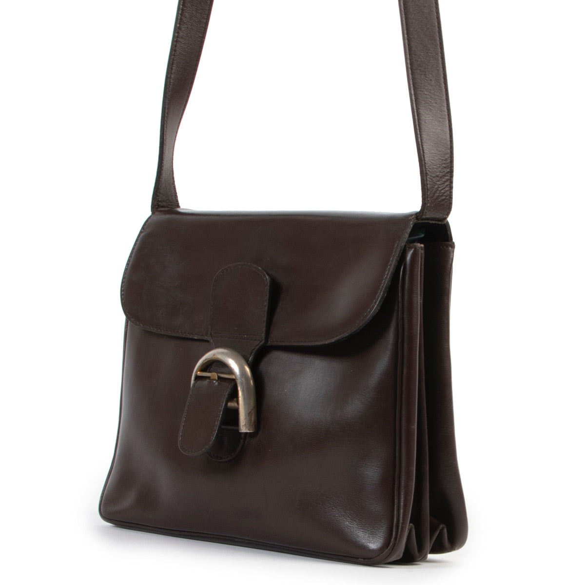 Shop safe online at Labellov in Antwerp this 100% authentic second hand Delvaux Brown Festival Crossbody