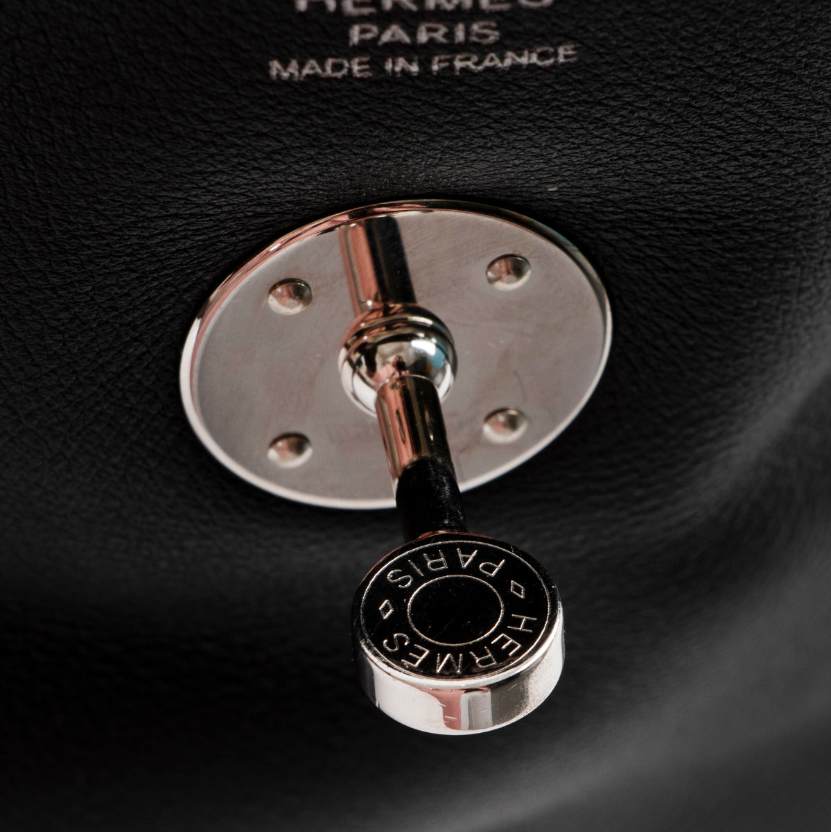 Hermès Lindy 30 Noir Swift PHW