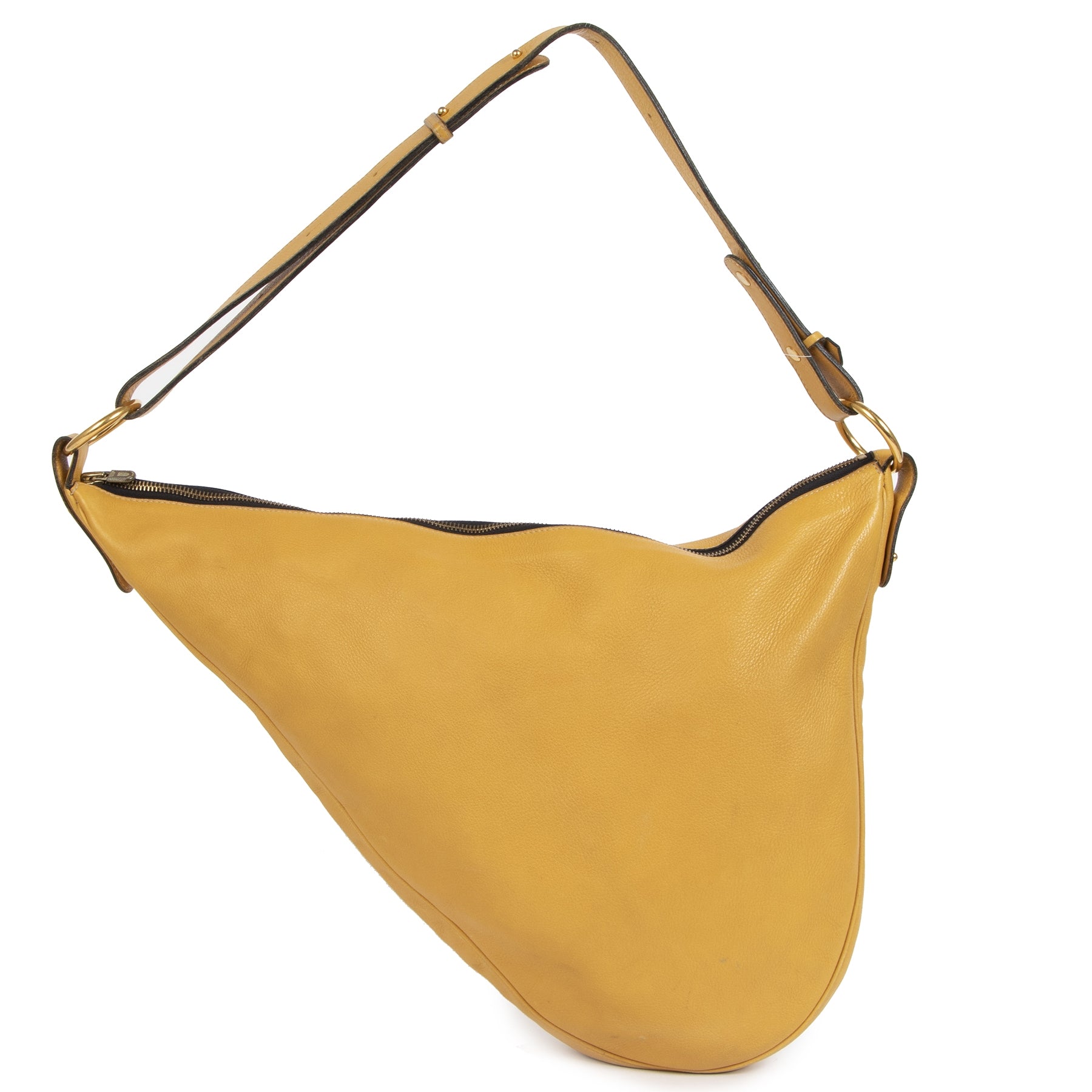 Authentic secondhand Delvaux Ochre Yellow Sling Leather Bag designer bags designer accessories luxury vintage webshop worldwide shipping fashion safe secure online shopping