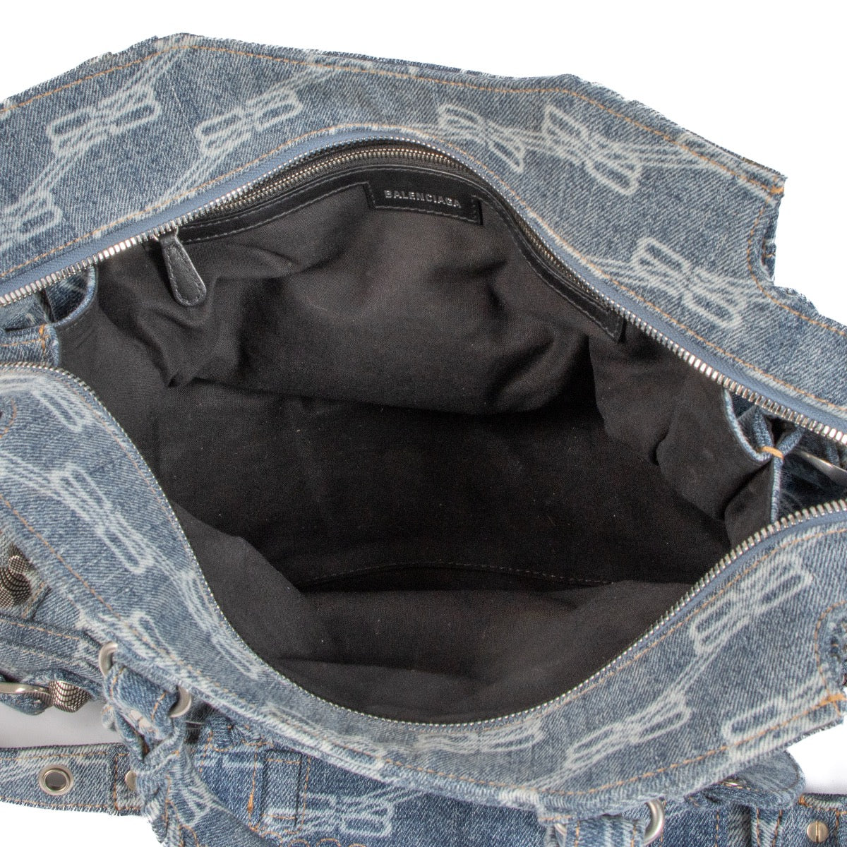 Shop 100% authentic second-hand Balenciaga Blue Monogram Denim Neo Cagole City Bag on Labellov.com