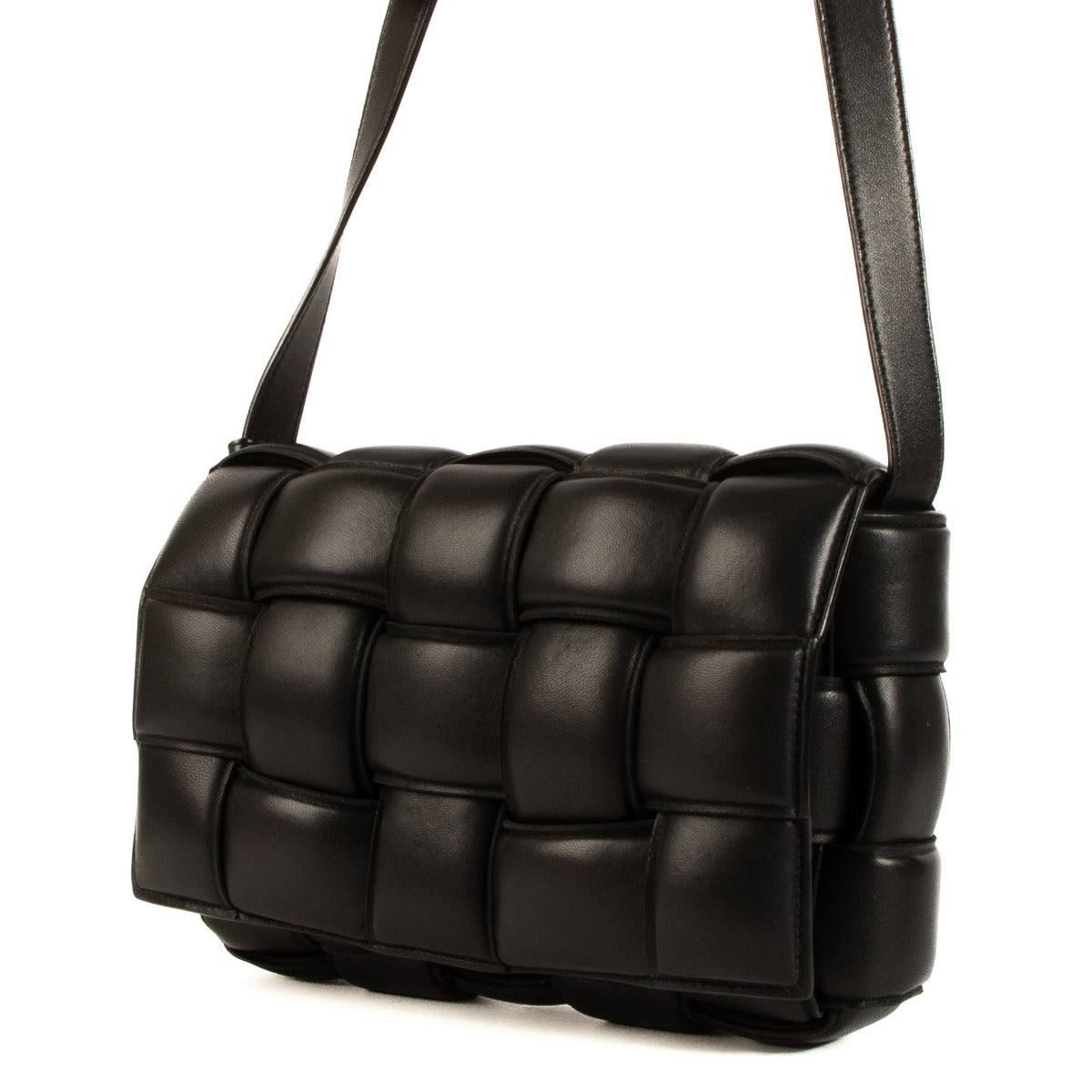 Bottega Veneta Black Padded Cassette Bag for the best price at labellov secondhand luxury in Antwerp Brussels Knokke