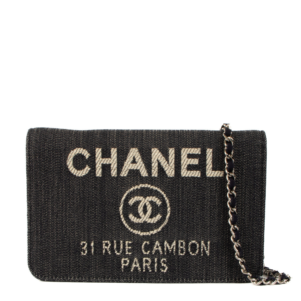 Chanel Blue Denim WOC Wallet on Chain Bag for the best price at Labellov secondhand luxury in Antwerp
