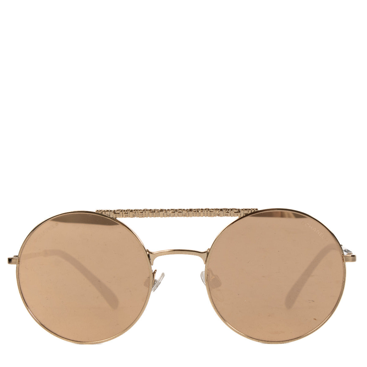 Chanel Gold Round Mirror Sunglasses aan de beste prijs bij Labellov tweedehands luxe in Antwerpen.
