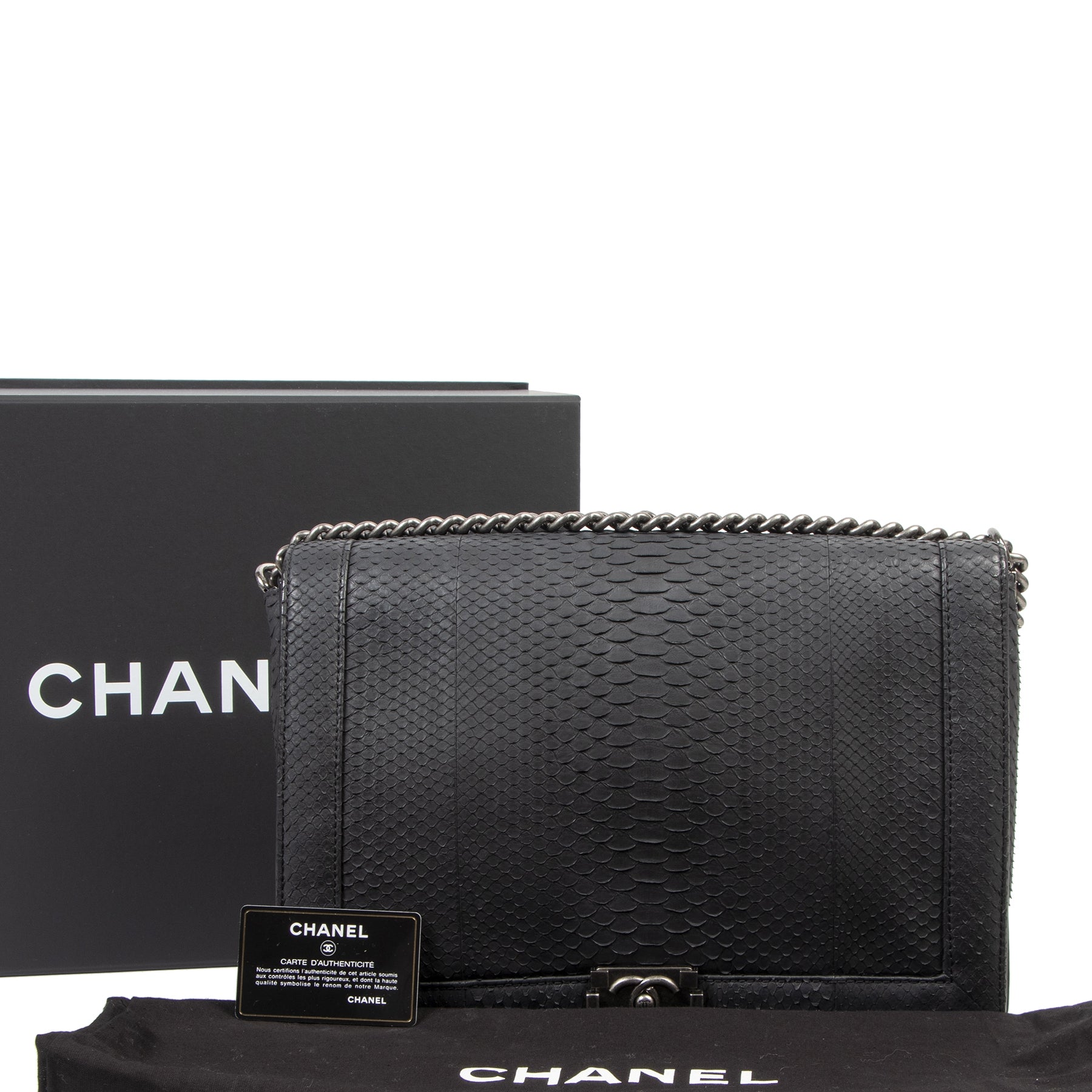 Authentieke tweedehands vintage Chanel Boy XL Python Flap Bag koop online webshop LabelLOV