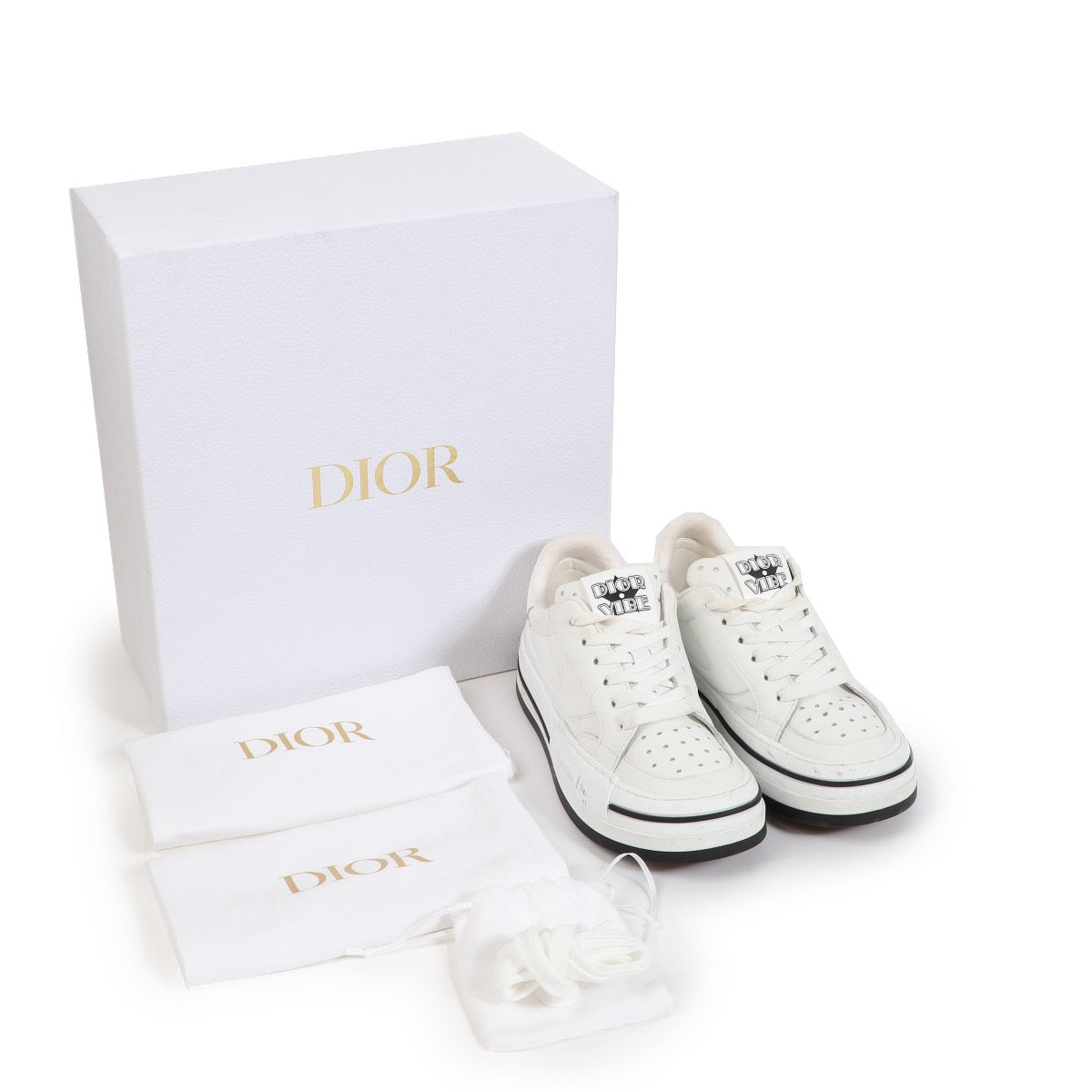 Buy an authentic second hand Christian Dior D-Freeway Vitello White Sneakers - Size 37 in very good condition at Labellov.com