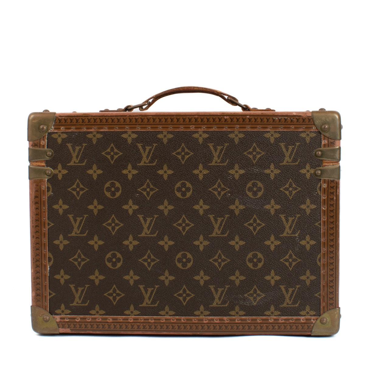 Shop safe online at Labellov in Antwerp, Brussels and Knokke this 100% authentic second hand Louis Vuitton Monogram Boite Pharmacie Trunk