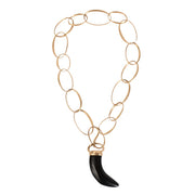 Shop safe online at Labellov in Antwerp, Brussels and Knokke this 100% authentic second hand Pomellato Rose Gold Victoria Horn Necklace