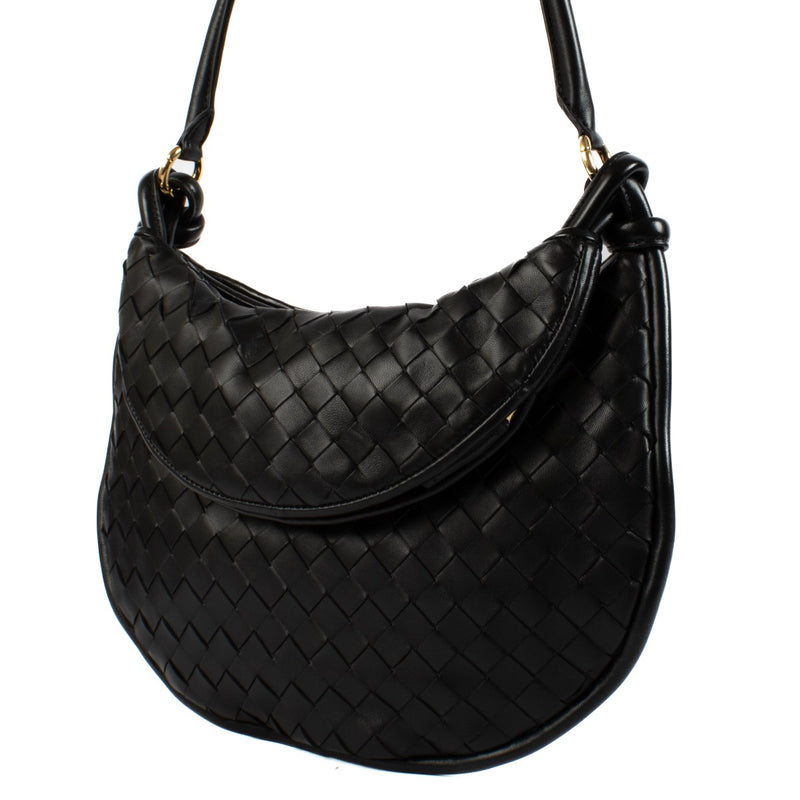 Shop safe online at Labellov in Antwerp, Brussels and Knokke this 100% authentic second hand Bottega Veneta Black Intrecciato Gemelli Medium Shoulder Bag