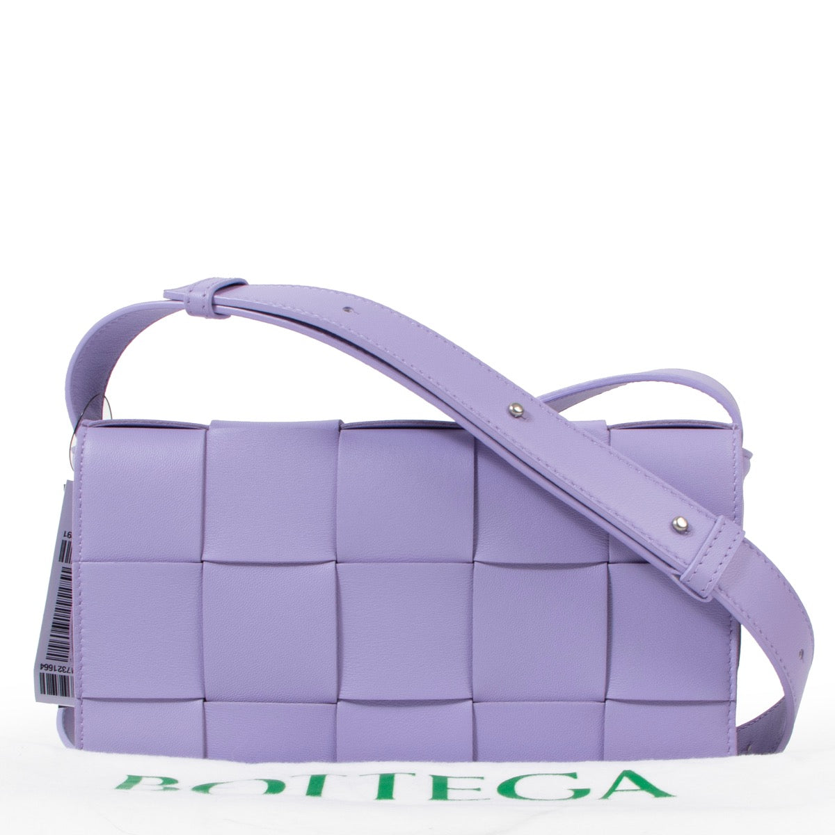 Shop safe online at Labellov in Antwerp this 100% authentic second hand Bottega Veneta Wisteria Leather Casette Crossbody Bag