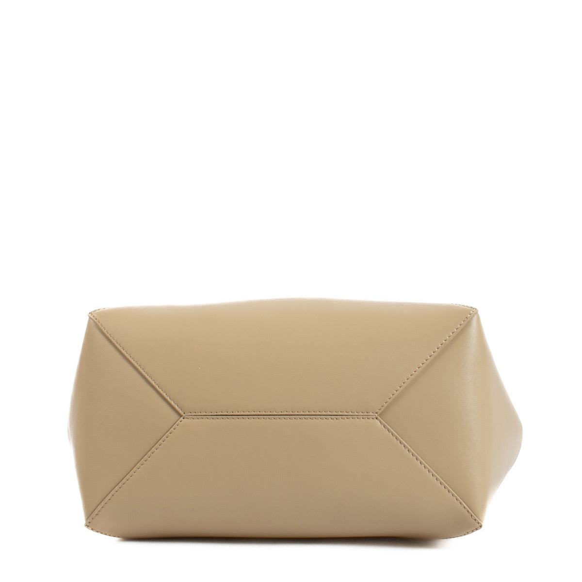 Shop safe online at Labellov in Antwerp and Knokke this 100% authentic second hand Loewe Beige Calfskin Puzzle Fold Tote Bag