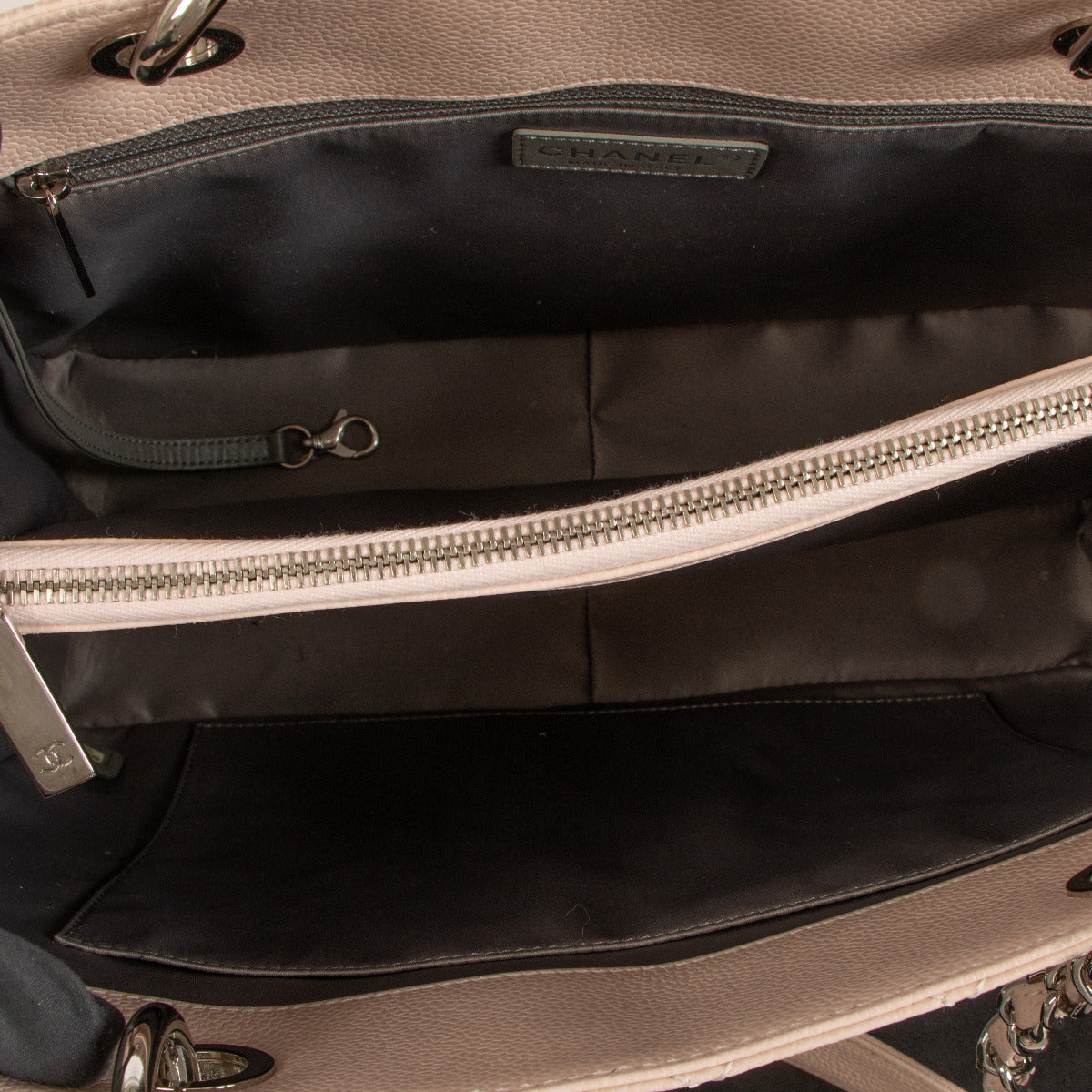 Chanel Lichtroze Caviar GST Grand Shopping Tote Tas