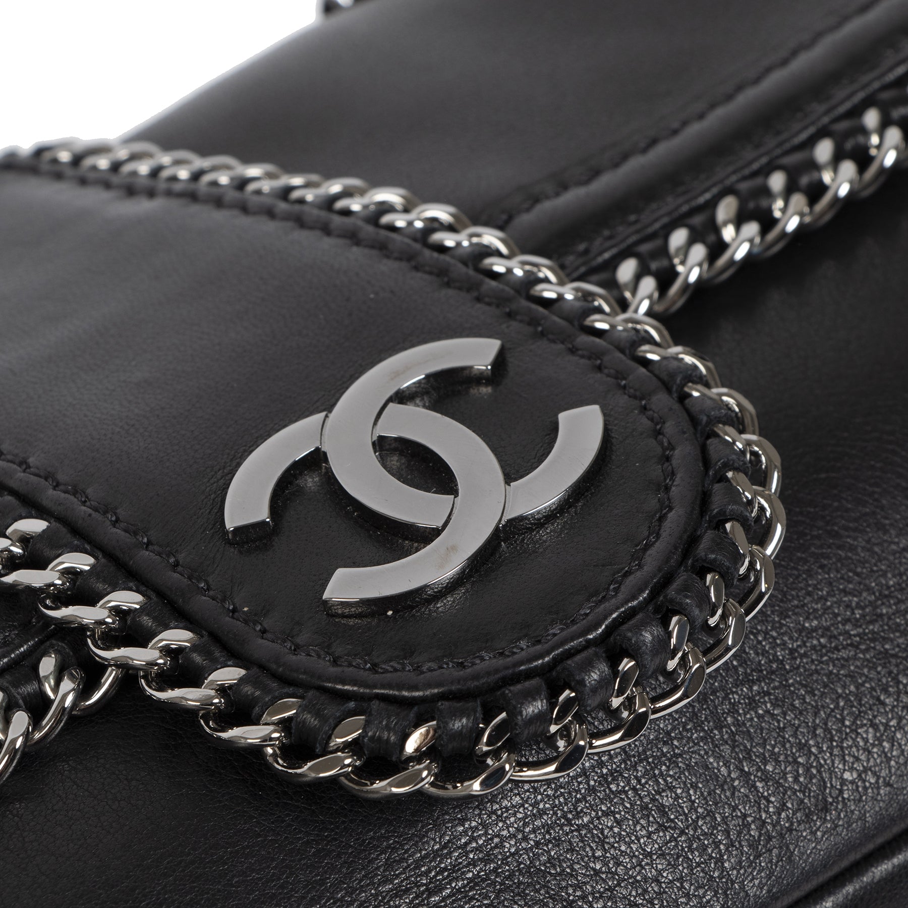 Authentieke Tweedehands Chanel Black Leather Medium Madison Flap Bag juiste prijs veilig online shoppen luxe merken webshop winkelen Antwerpen België mode fashion