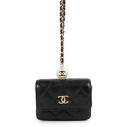 Buy authentic second hand Chanel Black Caviar Faux Pearl Card Holder / Coin Purse With Chain in brand new condition at Labellov in Antwerp.