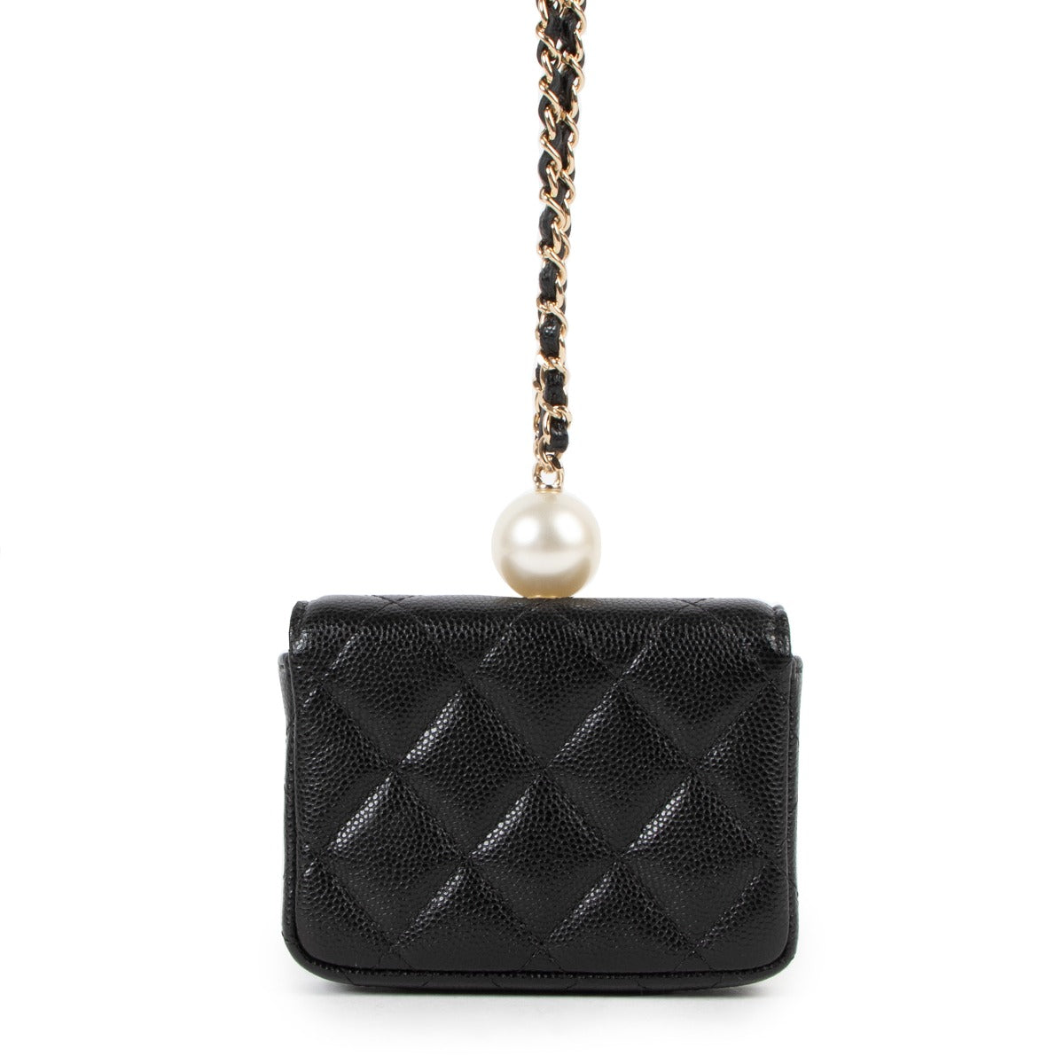 Buy authentic second hand Chanel Black Caviar Faux Pearl Card Holder / Coin Purse With Chain in brand new condition at Labellov in Antwerp.