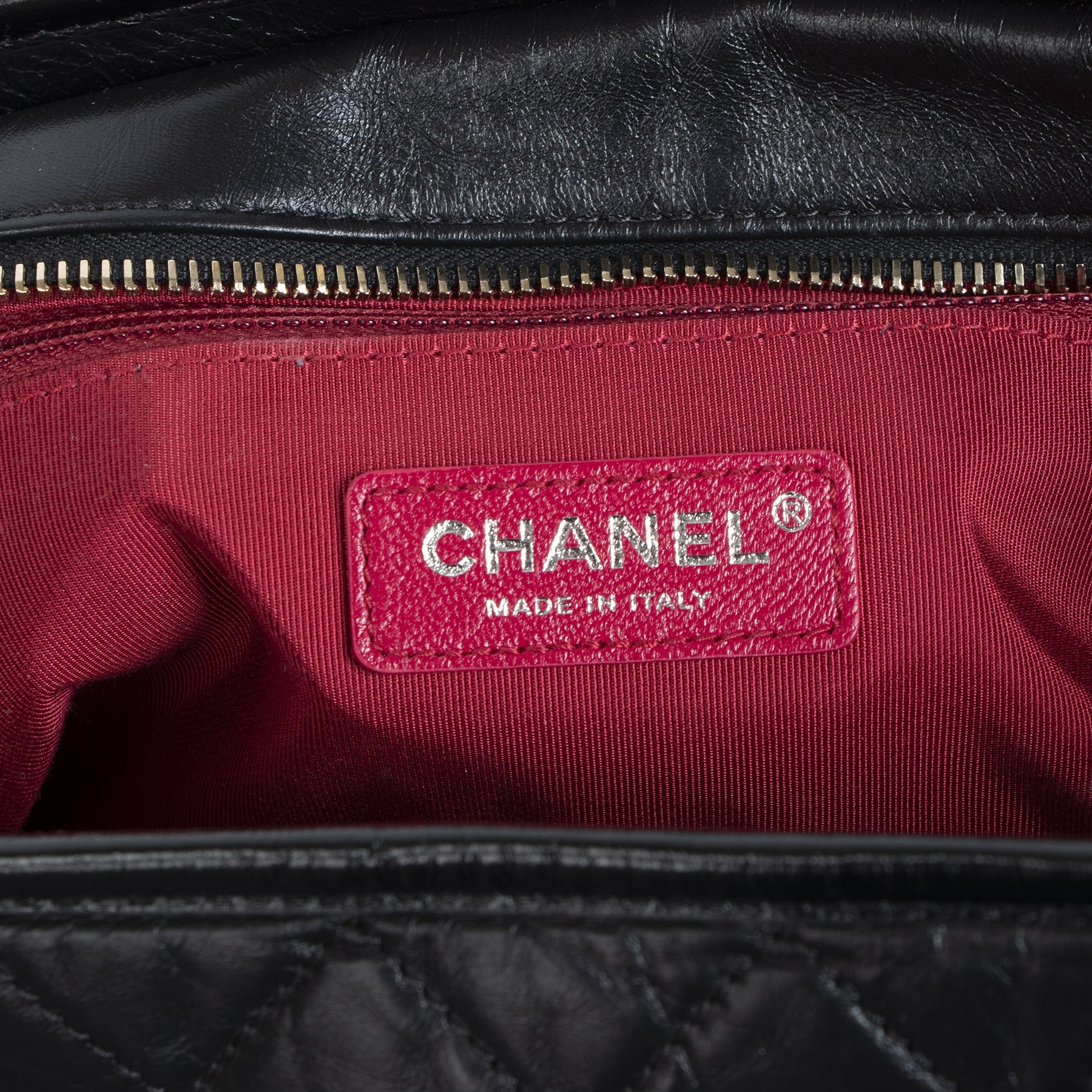 Authentic secondhand Chanel Gabrielle Black Quilted Aged Calfskin Large Hobo Bag designer bags designer accessories shoes clothing luxury vintage webshop safe secure online shopping worldwide shipping fashion fashionista