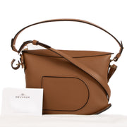Ben je op zoek naar een authentieke Delvaux Pin Swing Tan Leather Crossbody Bag?