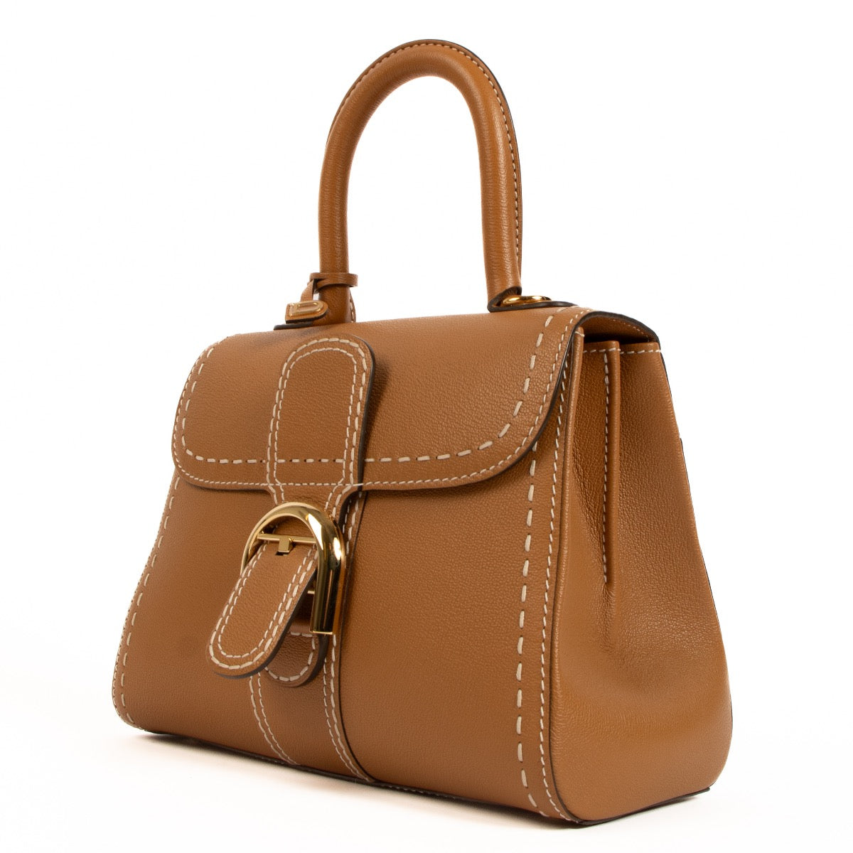 Shop safe online at Labellov in Antwerp, Brussels and Knokke this 100% authentic second hand Delvaux Végétal-Ivory Rodéo Calf Surpiqué PM Brillant