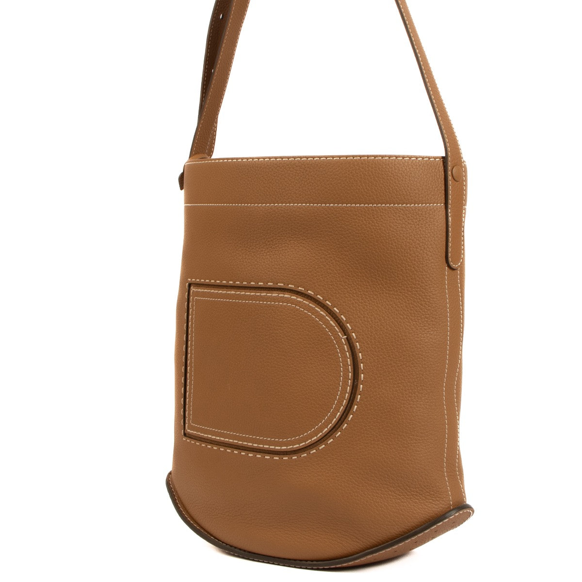 Shop safe online at Labellov in Antwerp, Brussels and Knokke this 100% authentic second hand Delvaux Végétal-Ivory Taurillon Soft Pin Supriqué Crossbody Bag