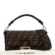Medium Fendi Logo Brown Fabric Baguette Bag in FF logo for the best price secondhand available at Labellov. Buy and sell with confidence and ease online and with worldwide shipping.