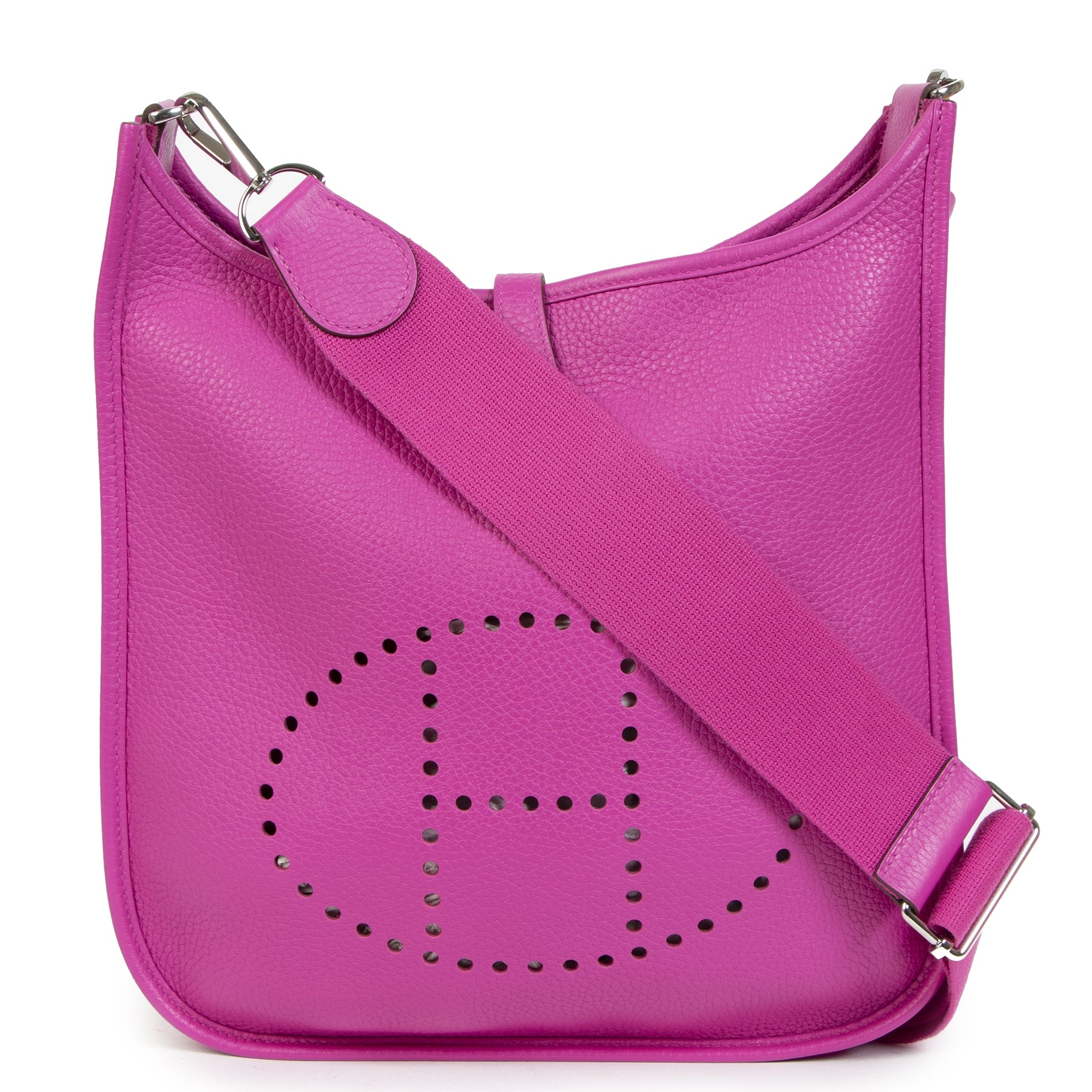 Hermès Evelyne 29 Taurillon Clemence Magnolia for the best price at Labellov secondhand luxury