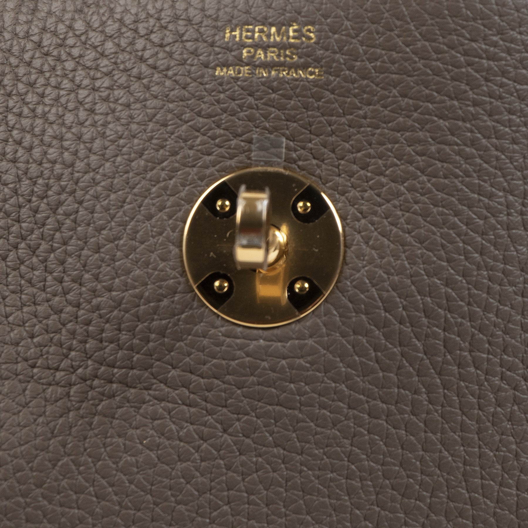 Hermès Lindy 30 Etoupe GHW aan de beste prijs bij Labellov tweedehands luxe